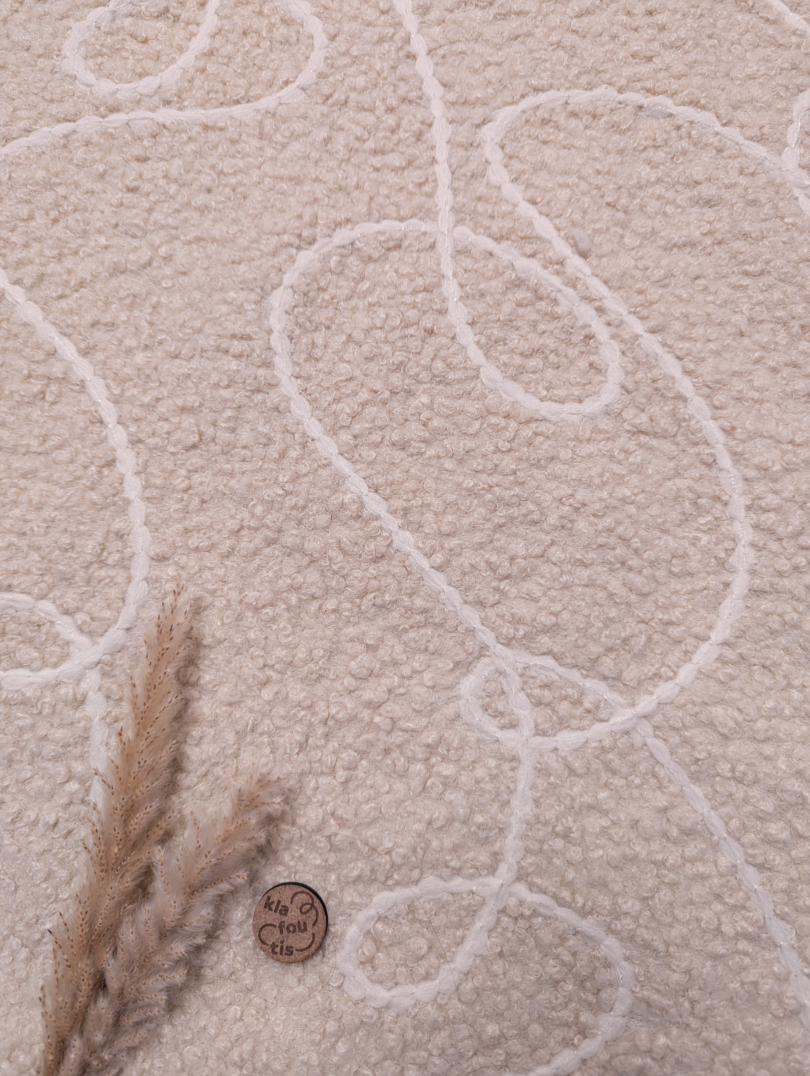 Teddy bouclé extensible brodé - crème