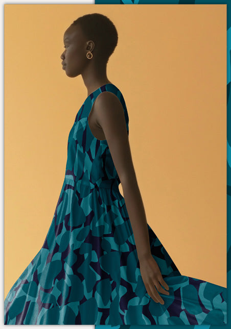 Twill de viscose bleu pétrole - en camaïeu