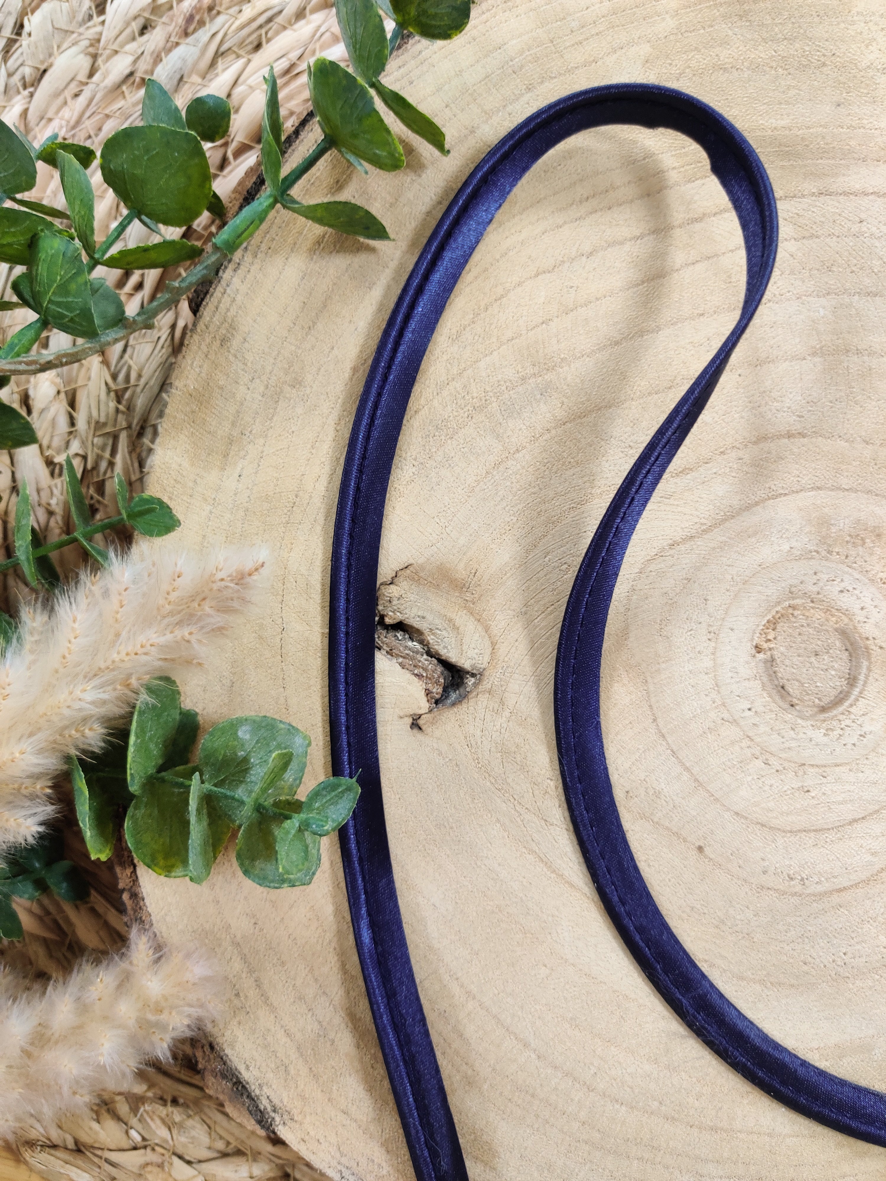 Passepoil satin bleu marine