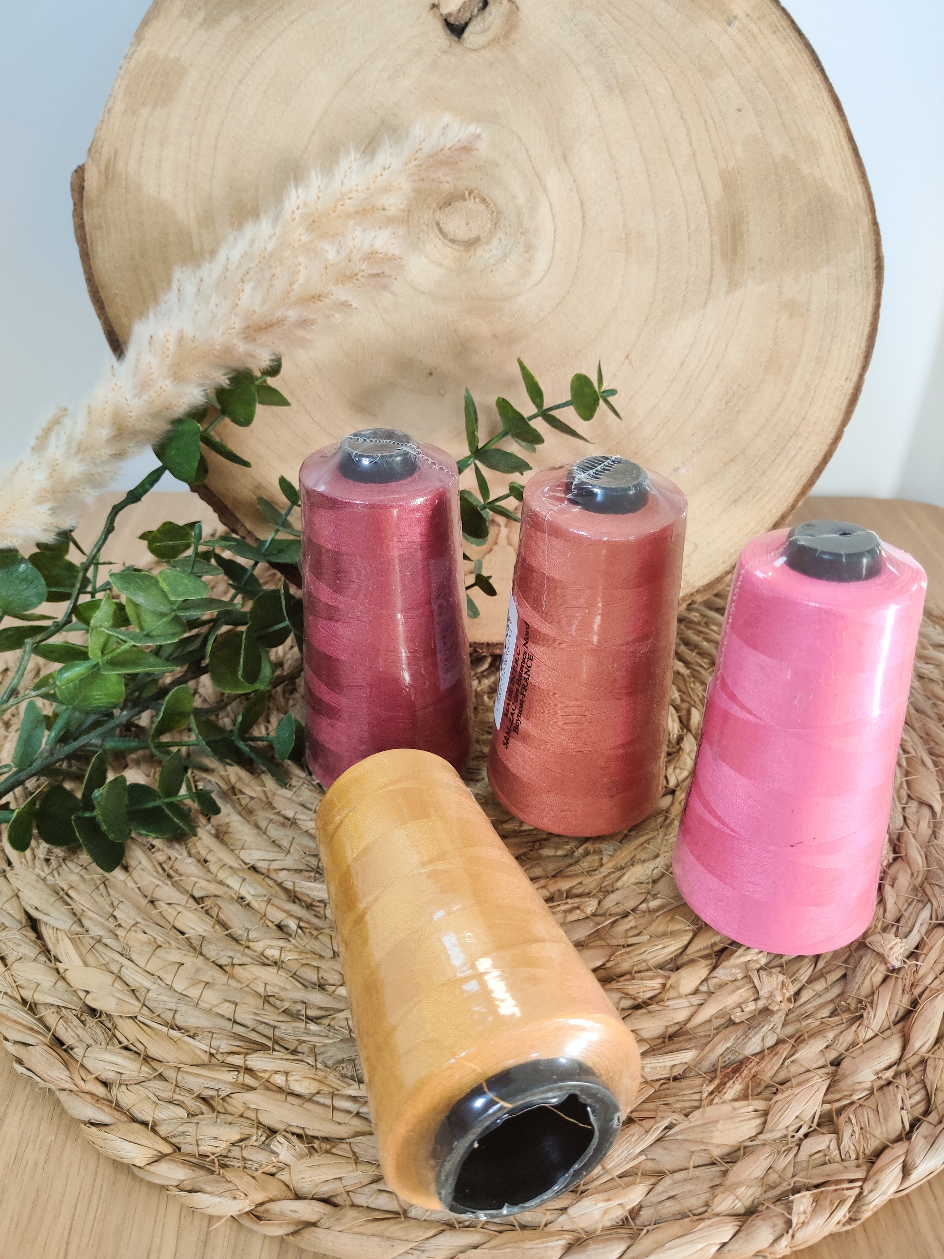 Fil cône 3000 m - assorti au tissu de votre choix