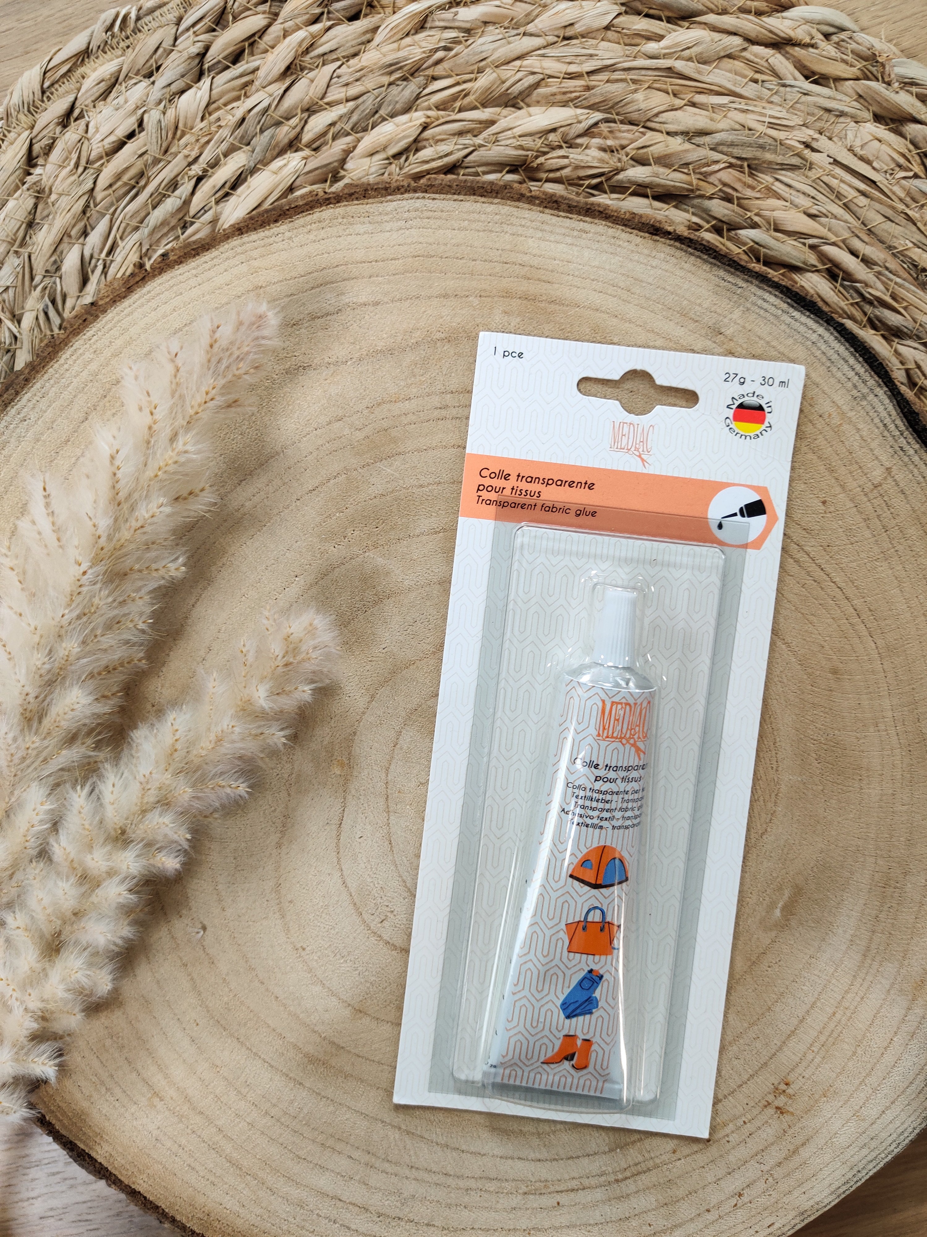 Colle transparente pour tissus