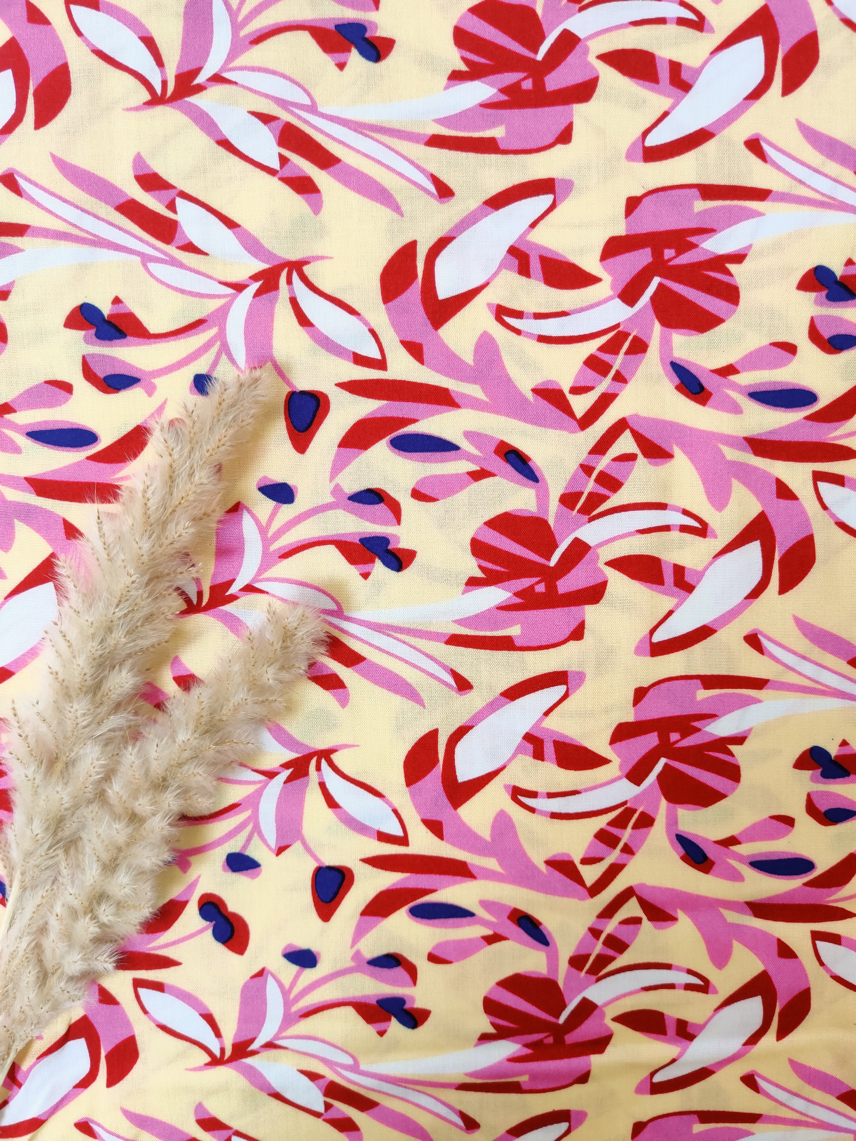 Popeline de viscose jaune - Invitation printanière