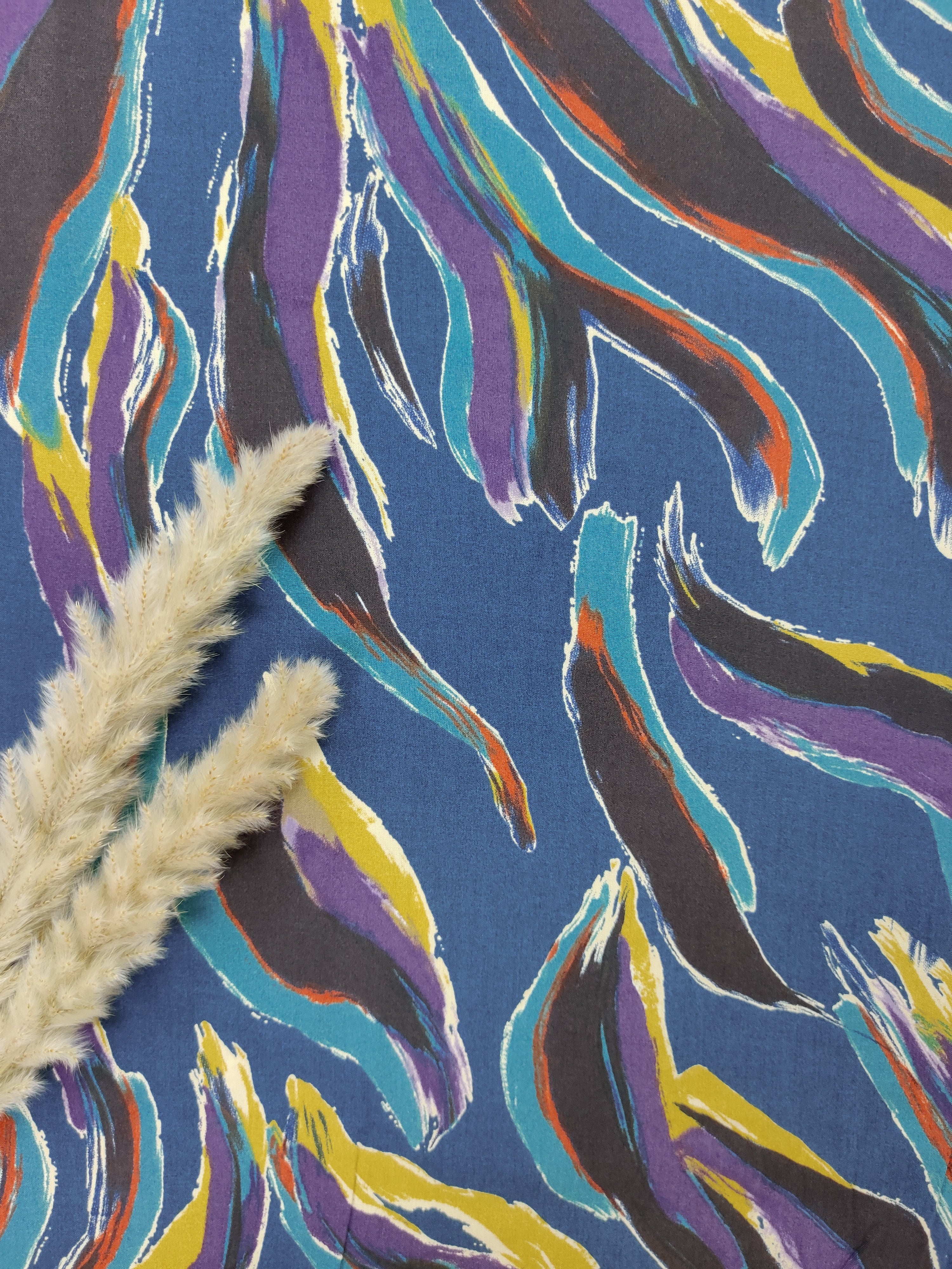 Popeline de viscose bleu acier - Comme un tableau