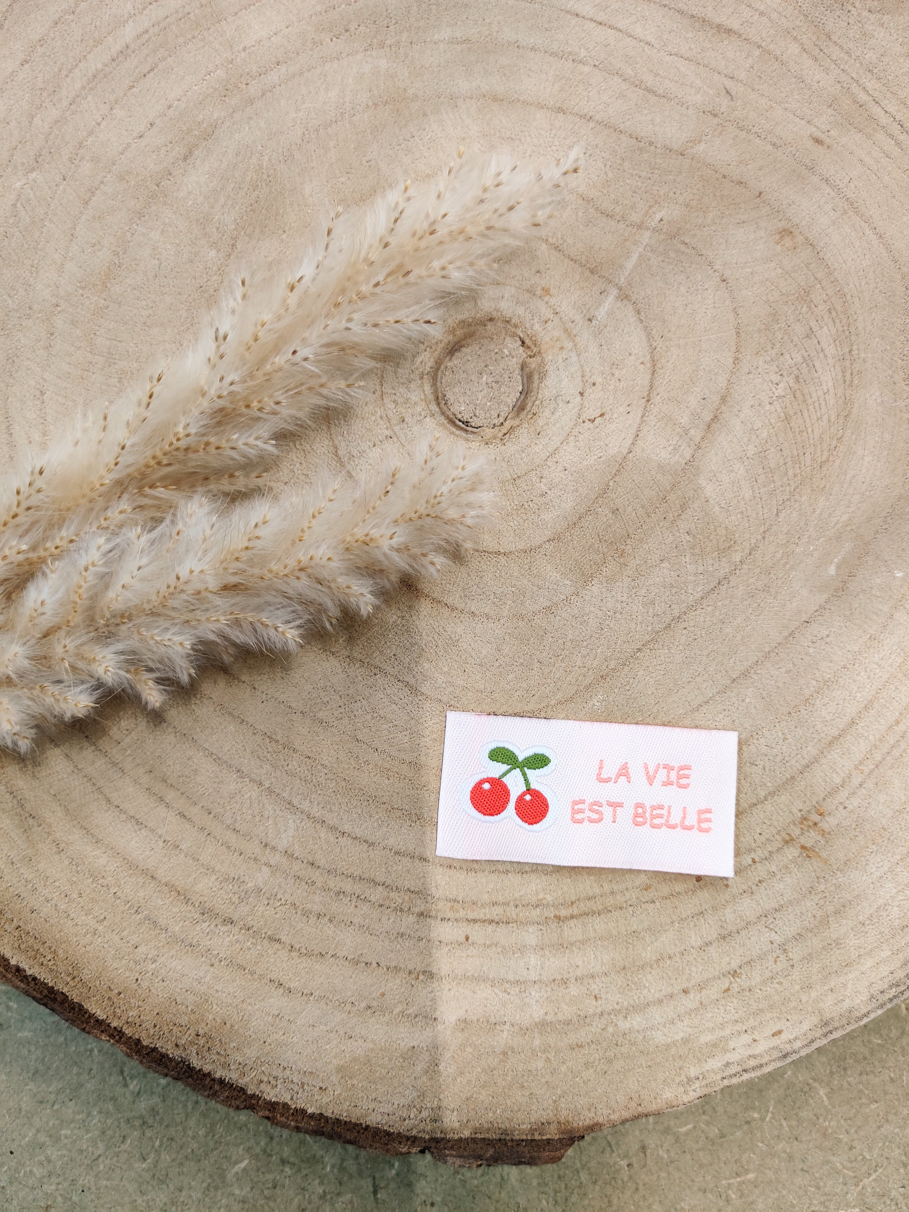 Etiquette tissées à coudre - rose - la vie est belle