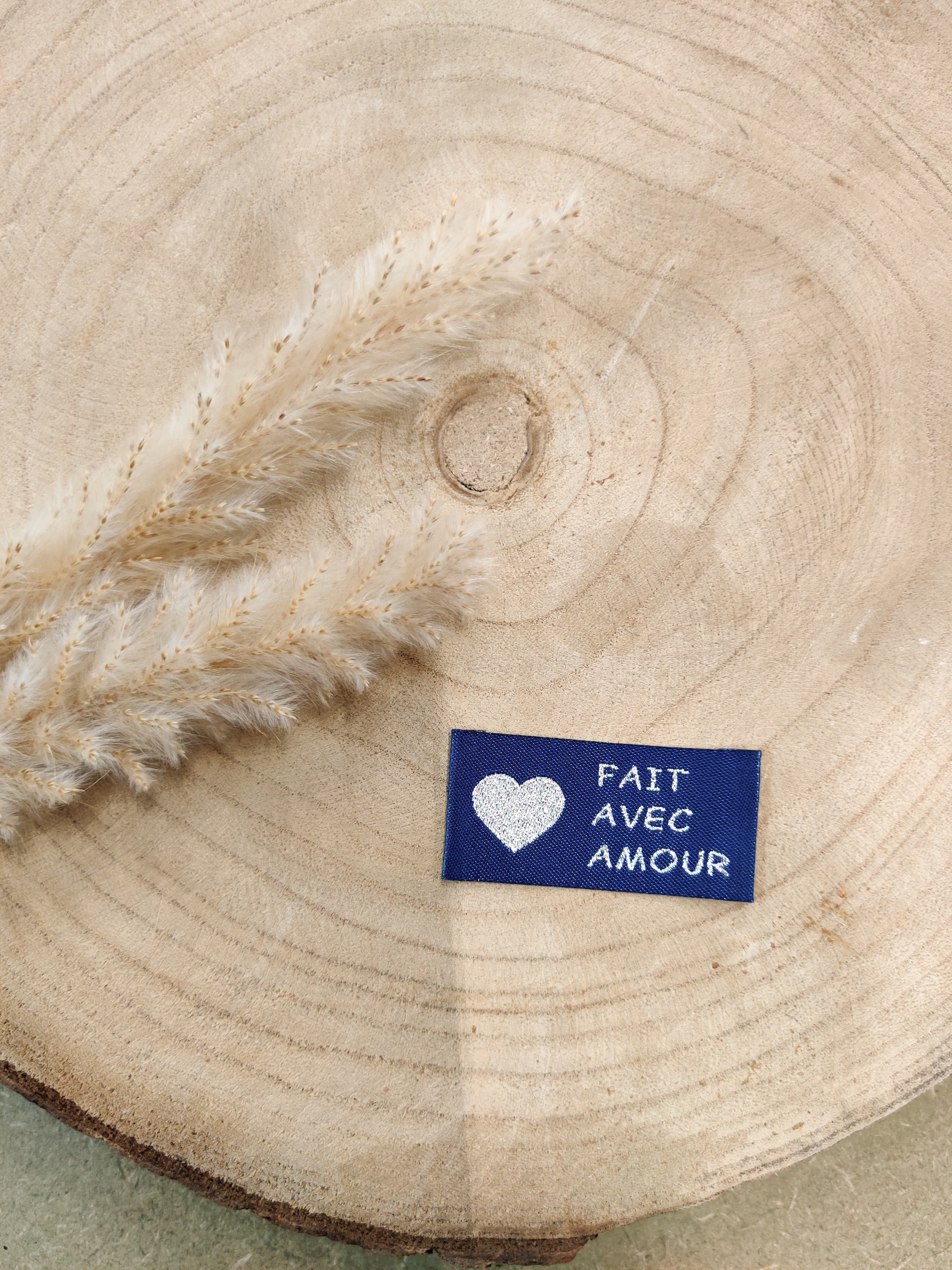 Etiquette tissées à coudre - bleu marine et argenté - fait avec amour
