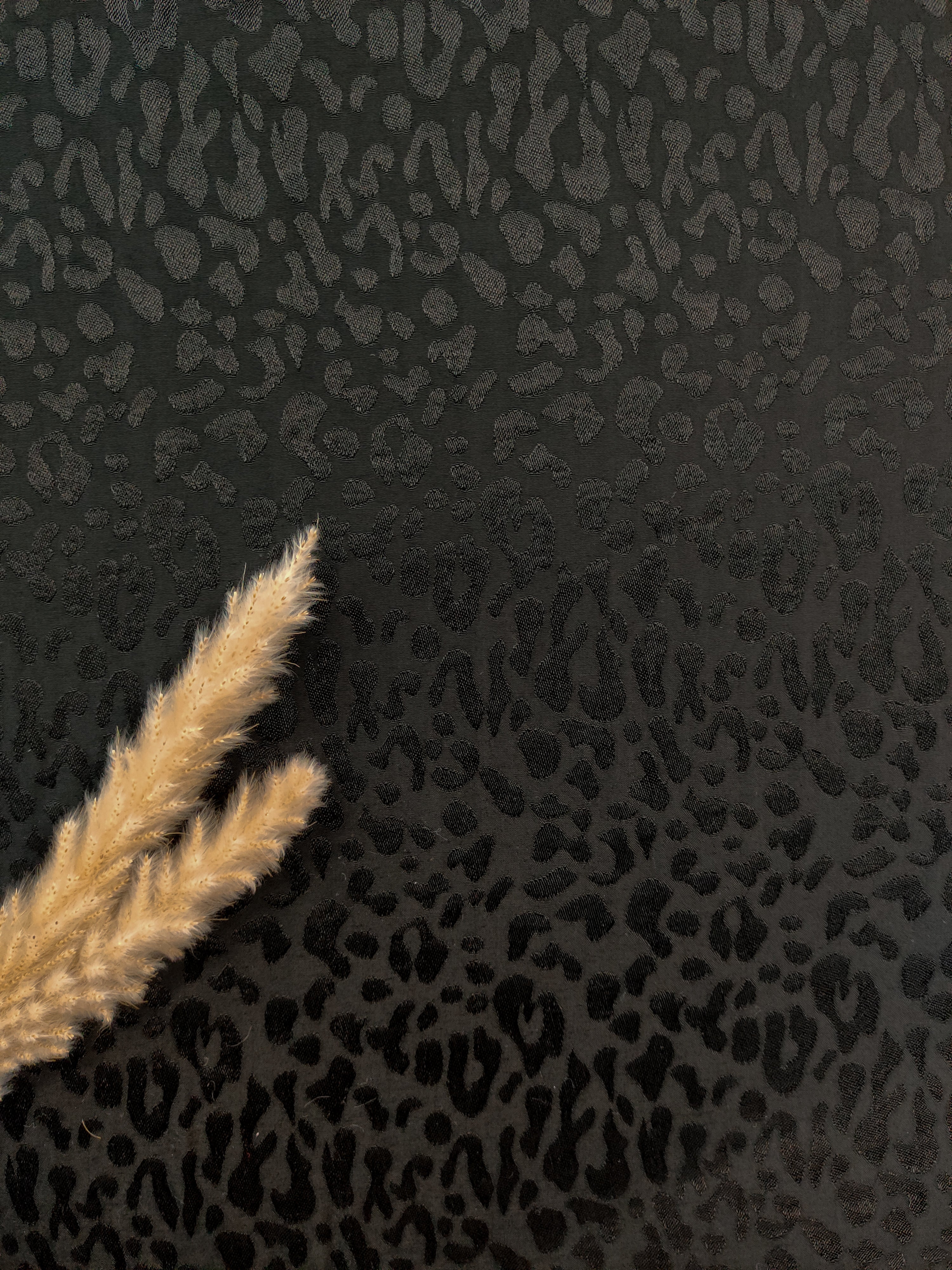 Popeline de viscose jacquard noire - Effet graou