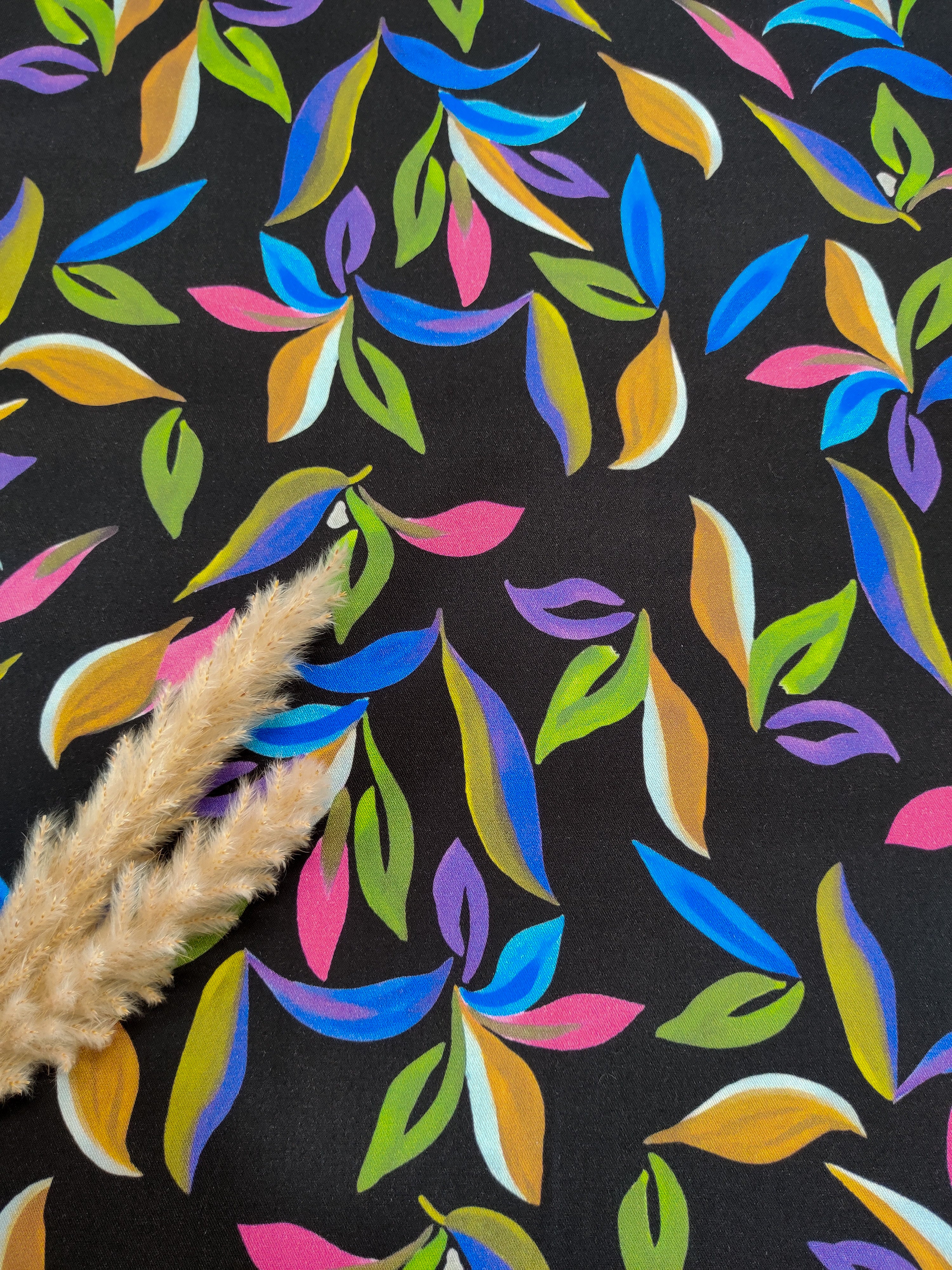 Twill de viscose stretch noir - Flammes végétales