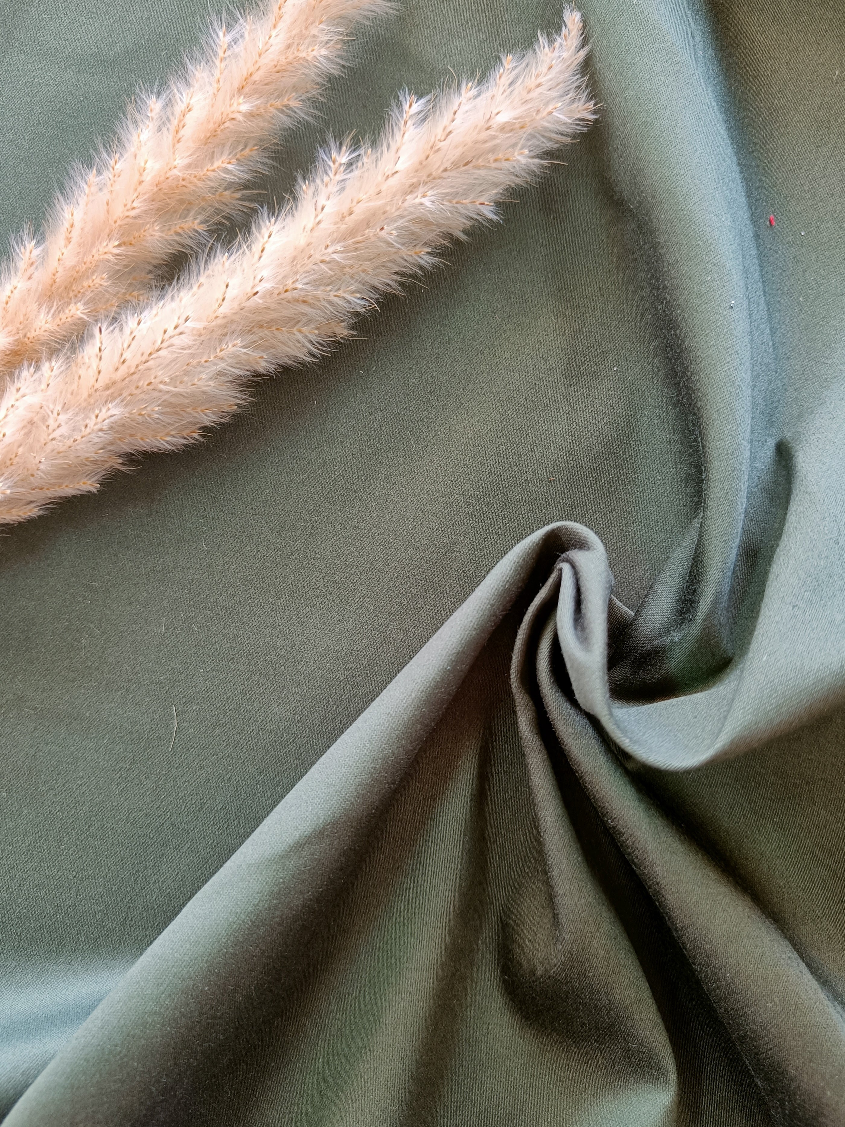Satin de Coton stretch - vert militaire