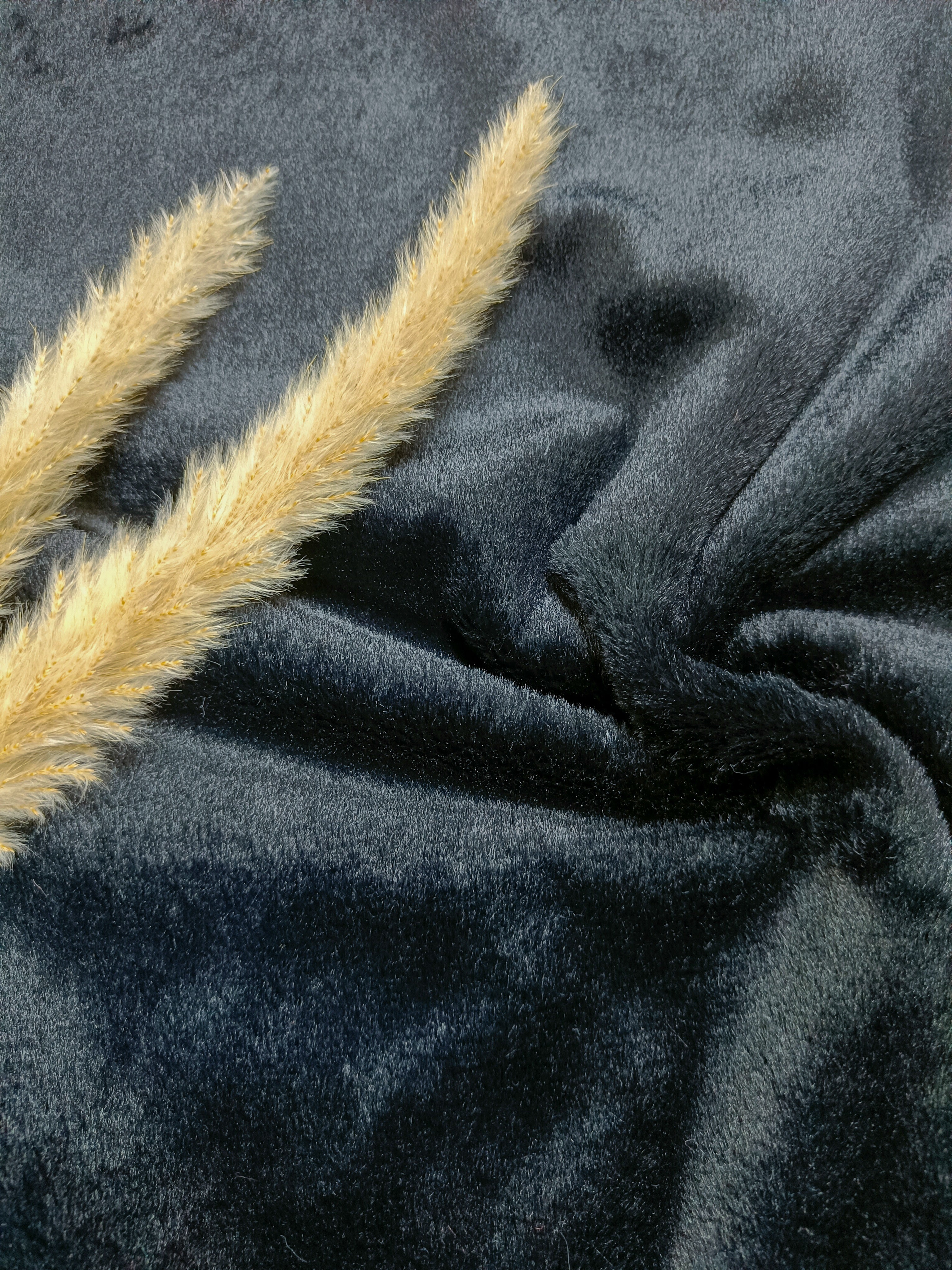 Fausse fourrure noire hyper douce