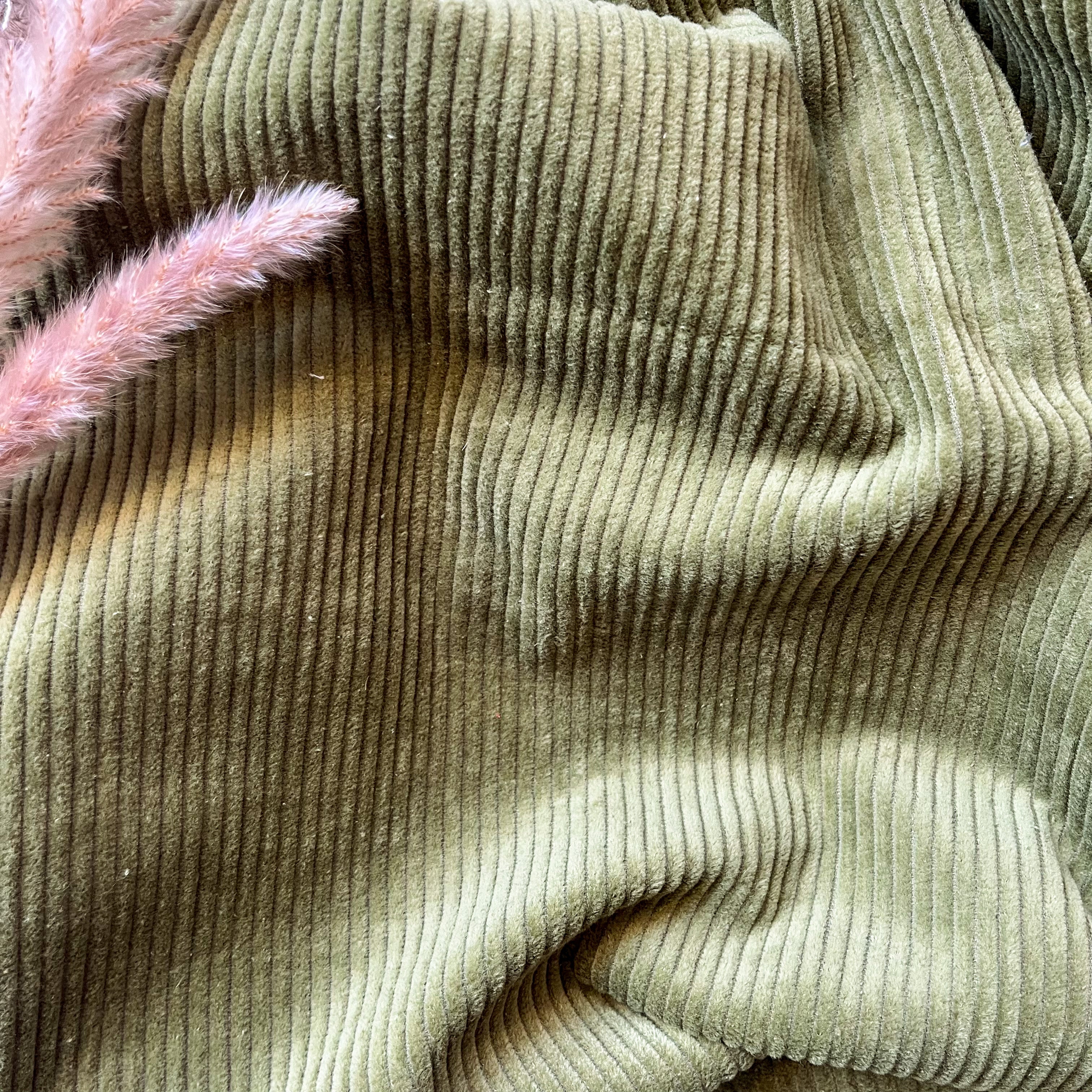 Velours côtelé lavé - Vert olive