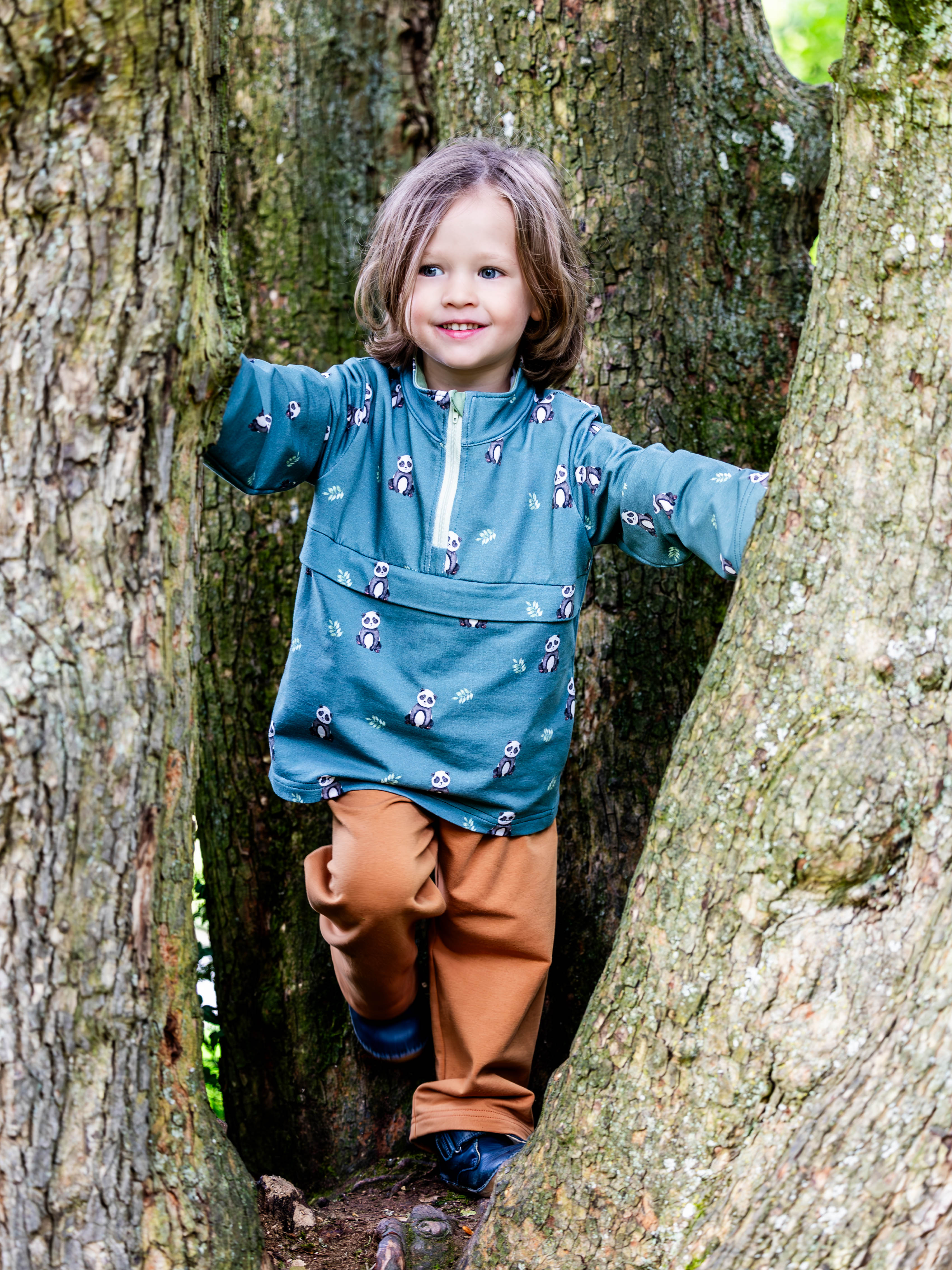 QUETSCHE : Le coupe-vent à poche ventrale - BEBE