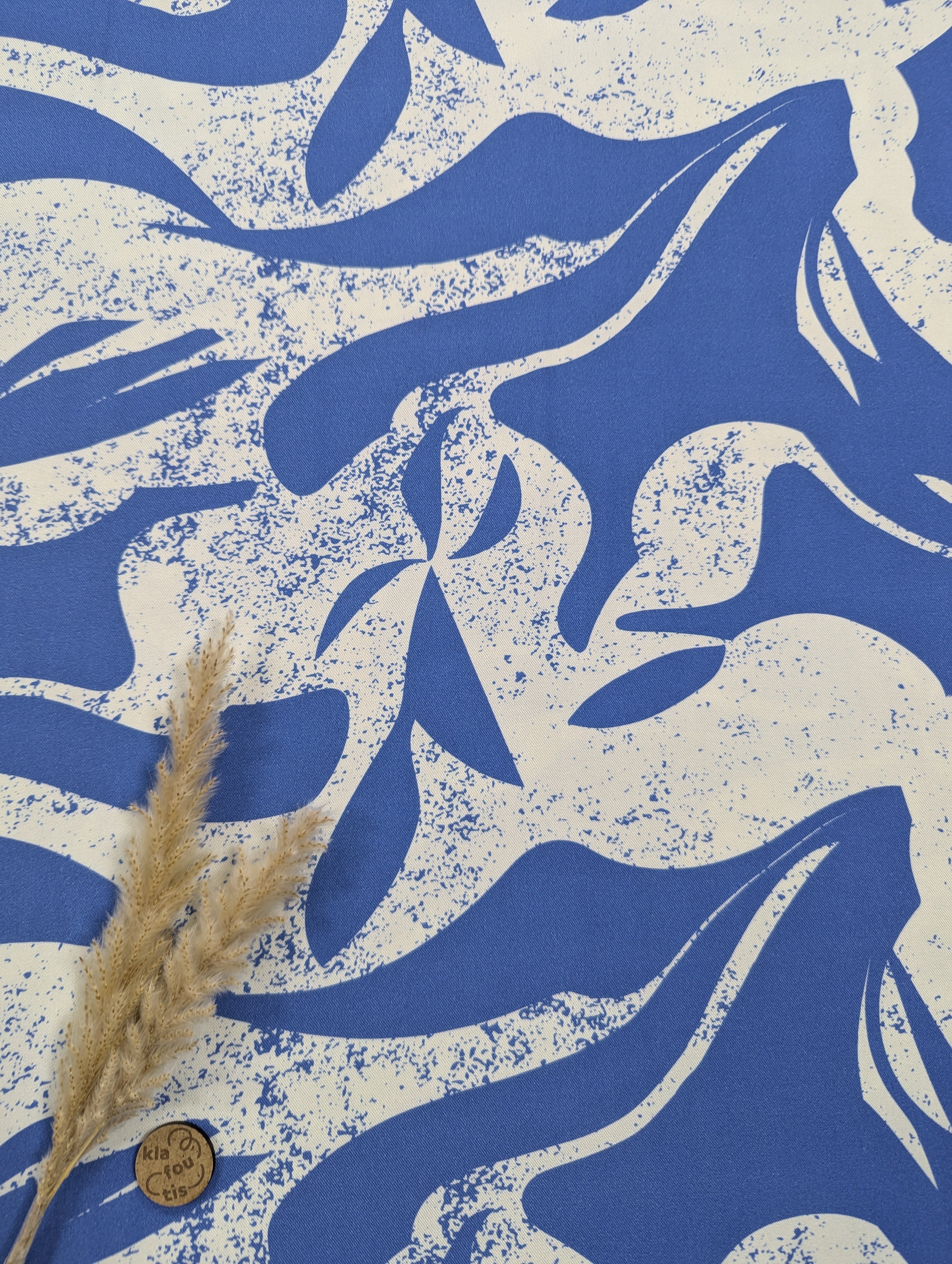 Twill de viscose bleu - Vague florale