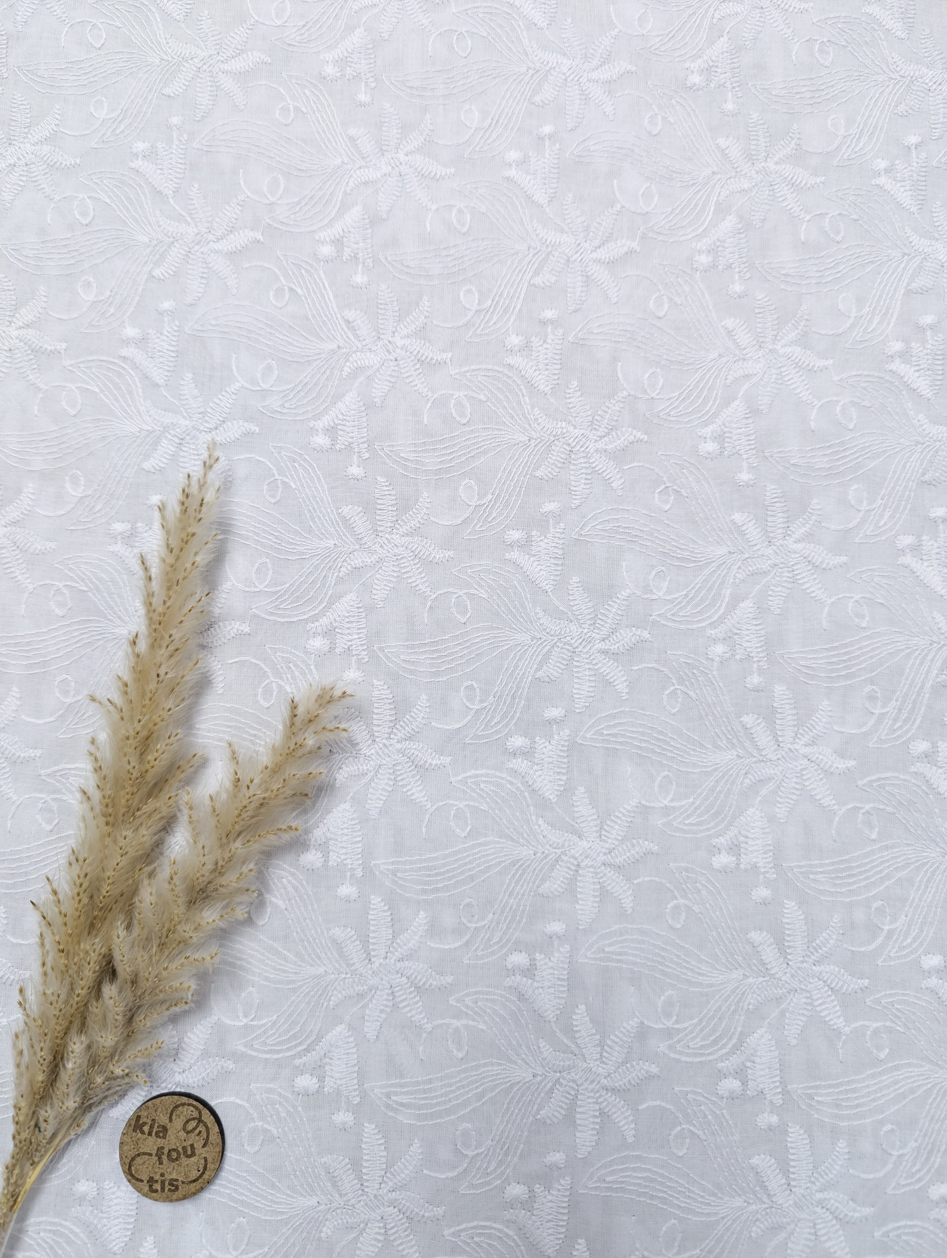 Broderie de luxe blanche - élégance