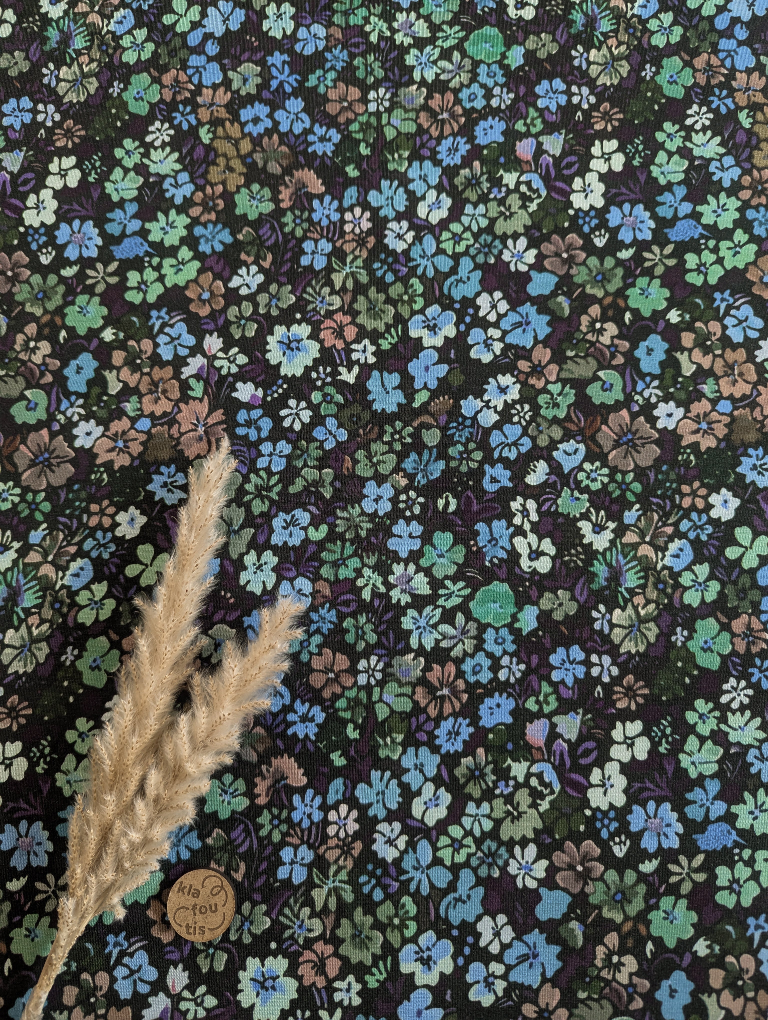 Jersey de bambou noir - jolies petites fleurs