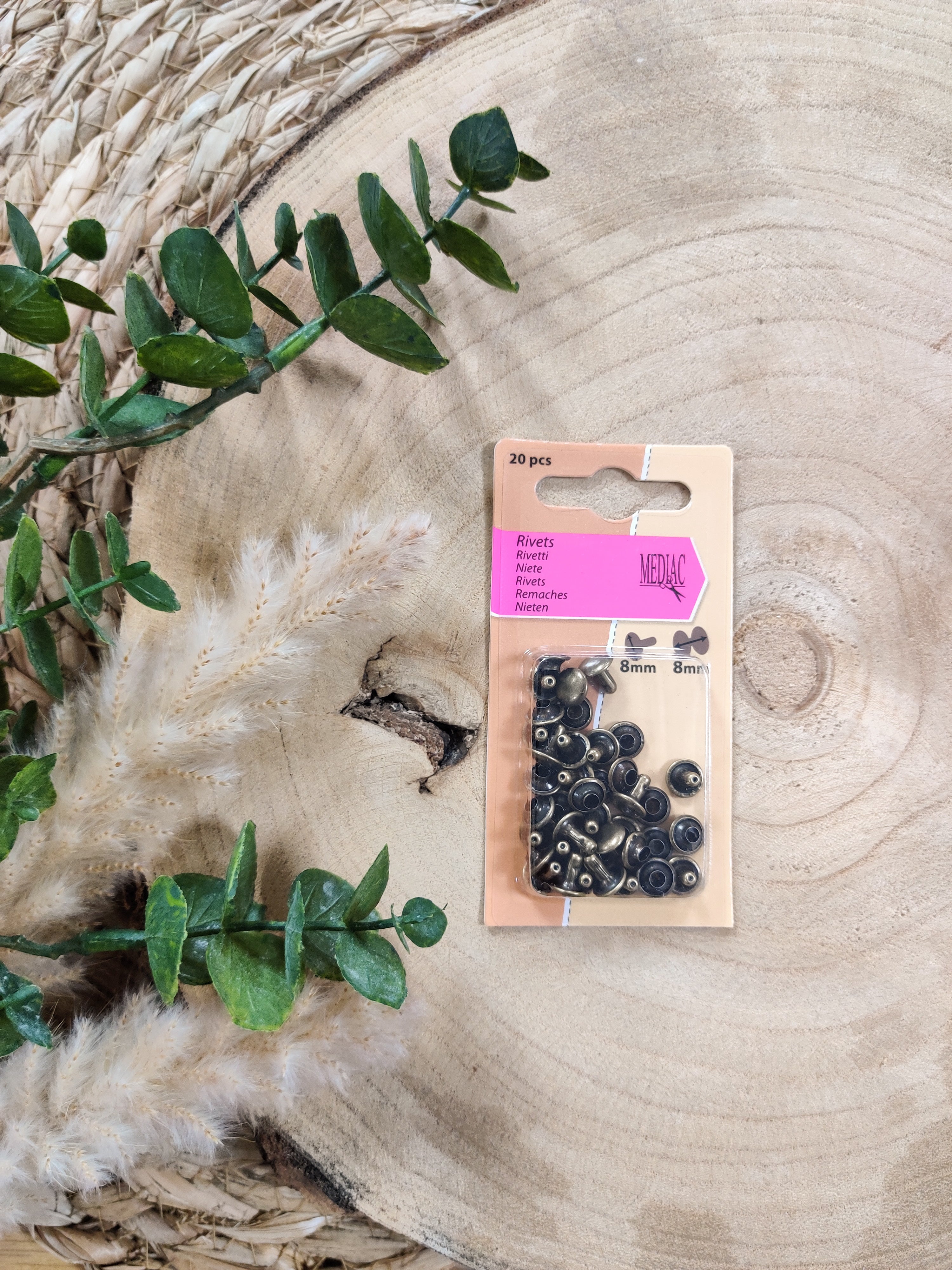 Rivets - plusieurs coloris