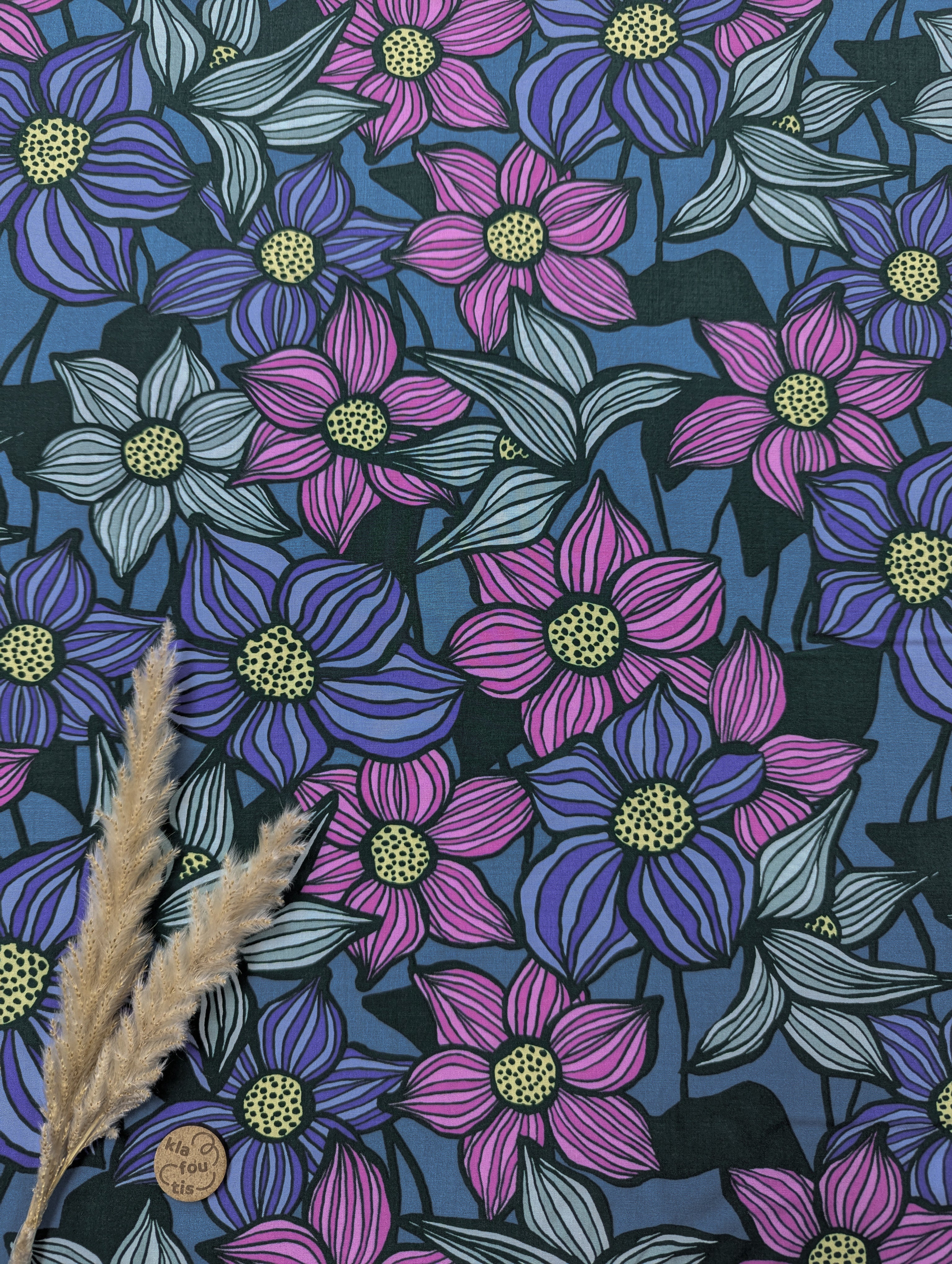 Popeline de viscose EcoVero pétrole - tout fleuri