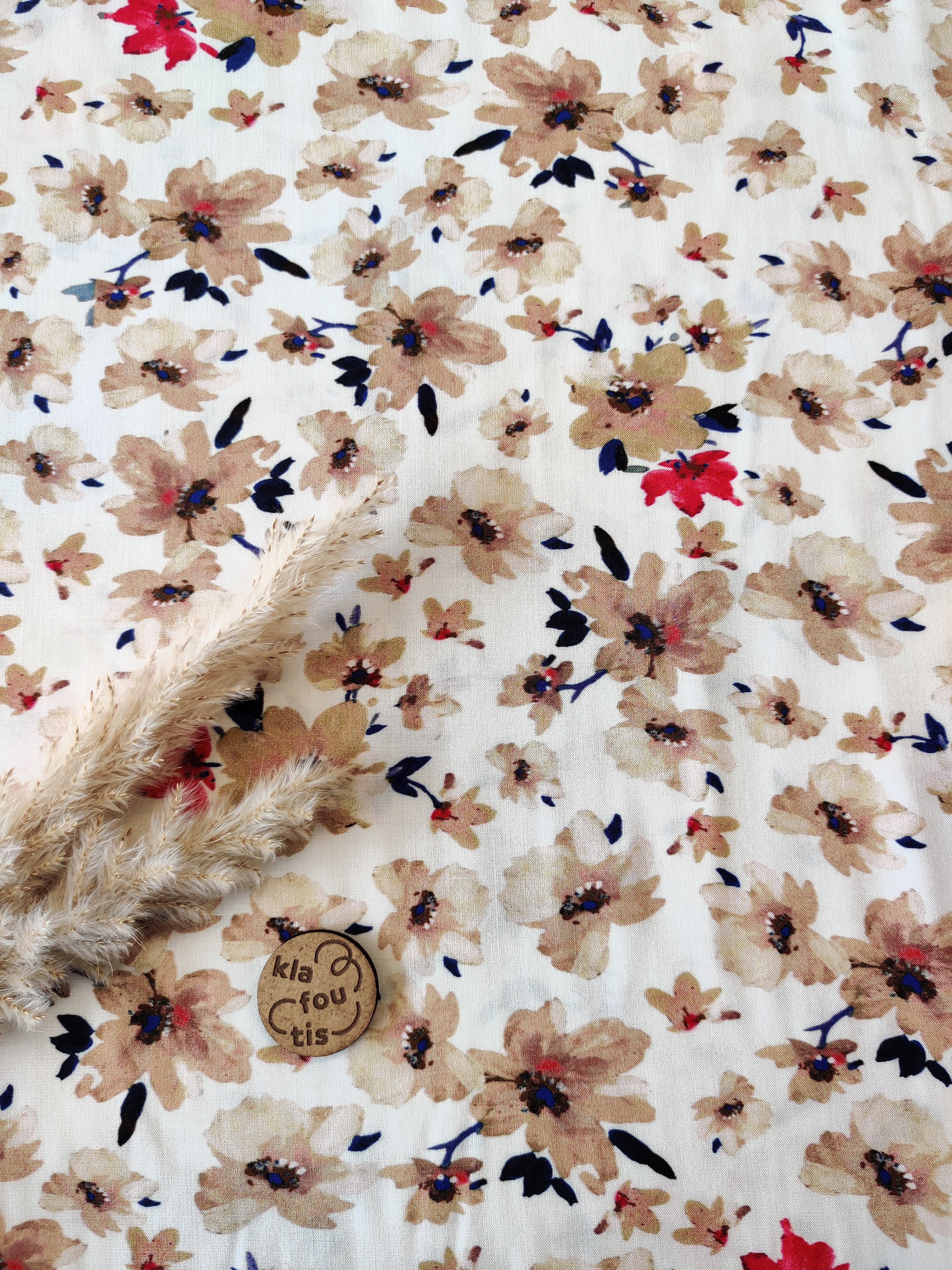 Popeline de viscose écrue - Fleurs en nuée