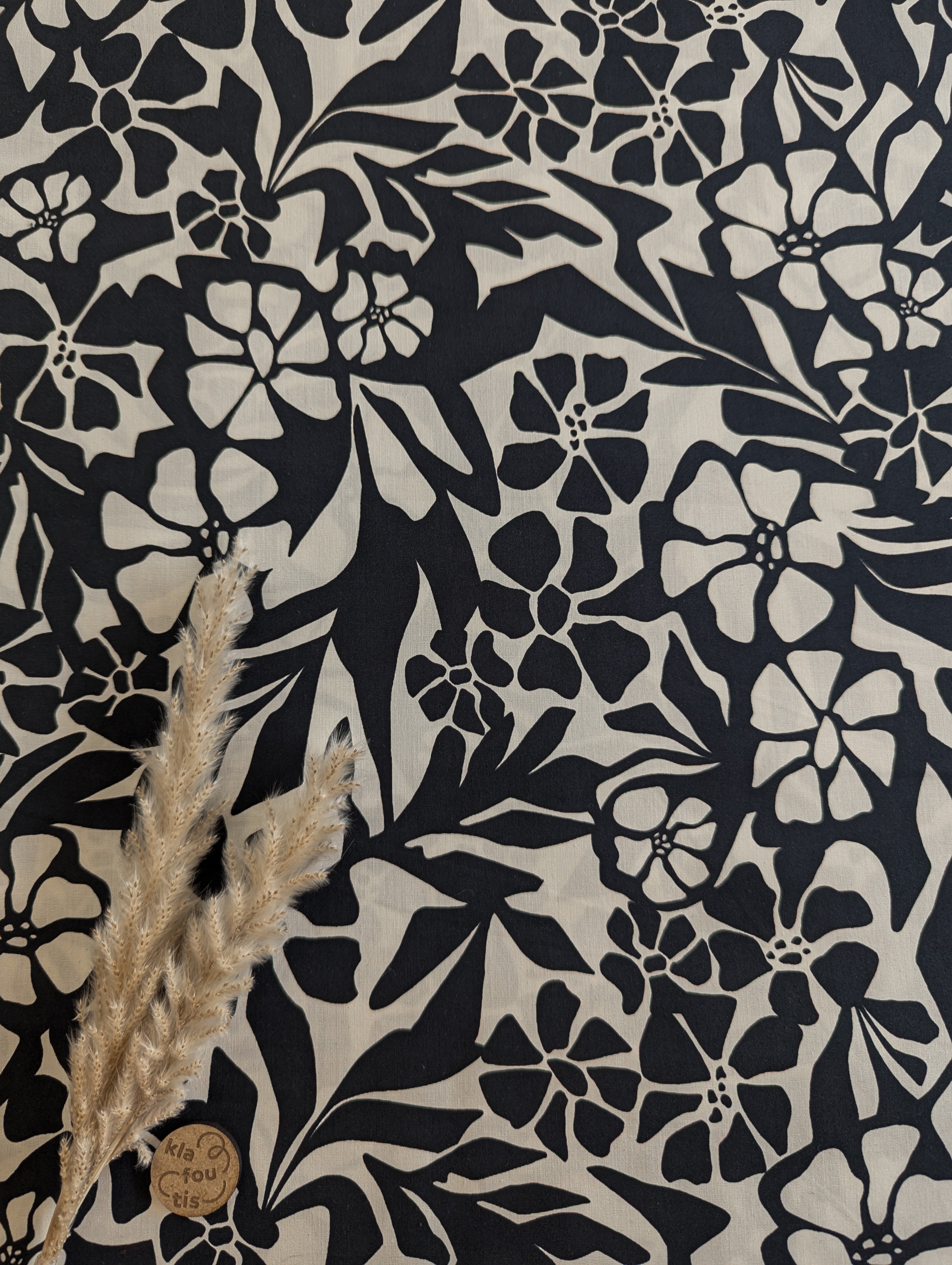 Popeline de coton et viscose noire - en négatif