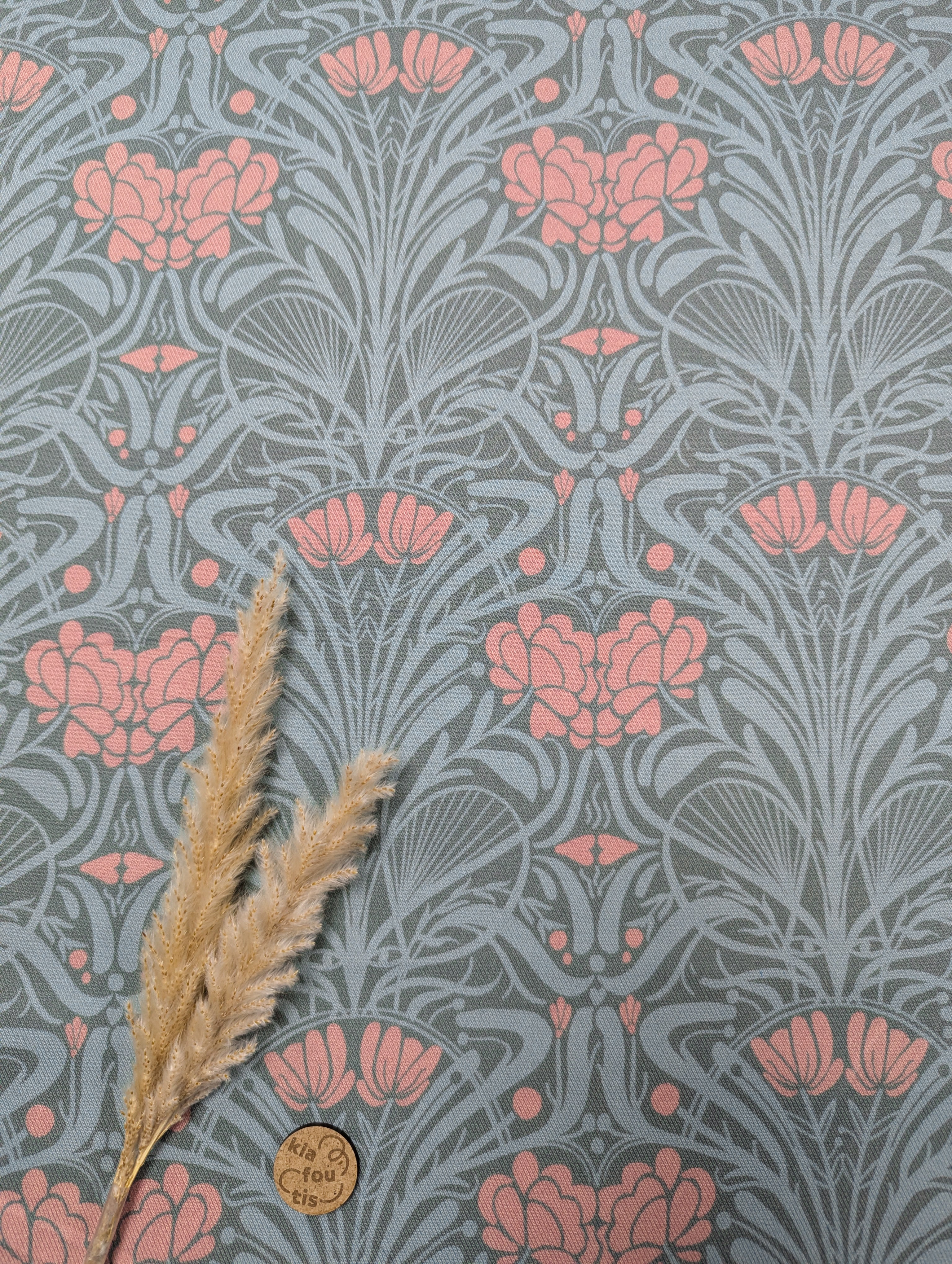 Twill de viscose vert eucalyptus - motif tout doux