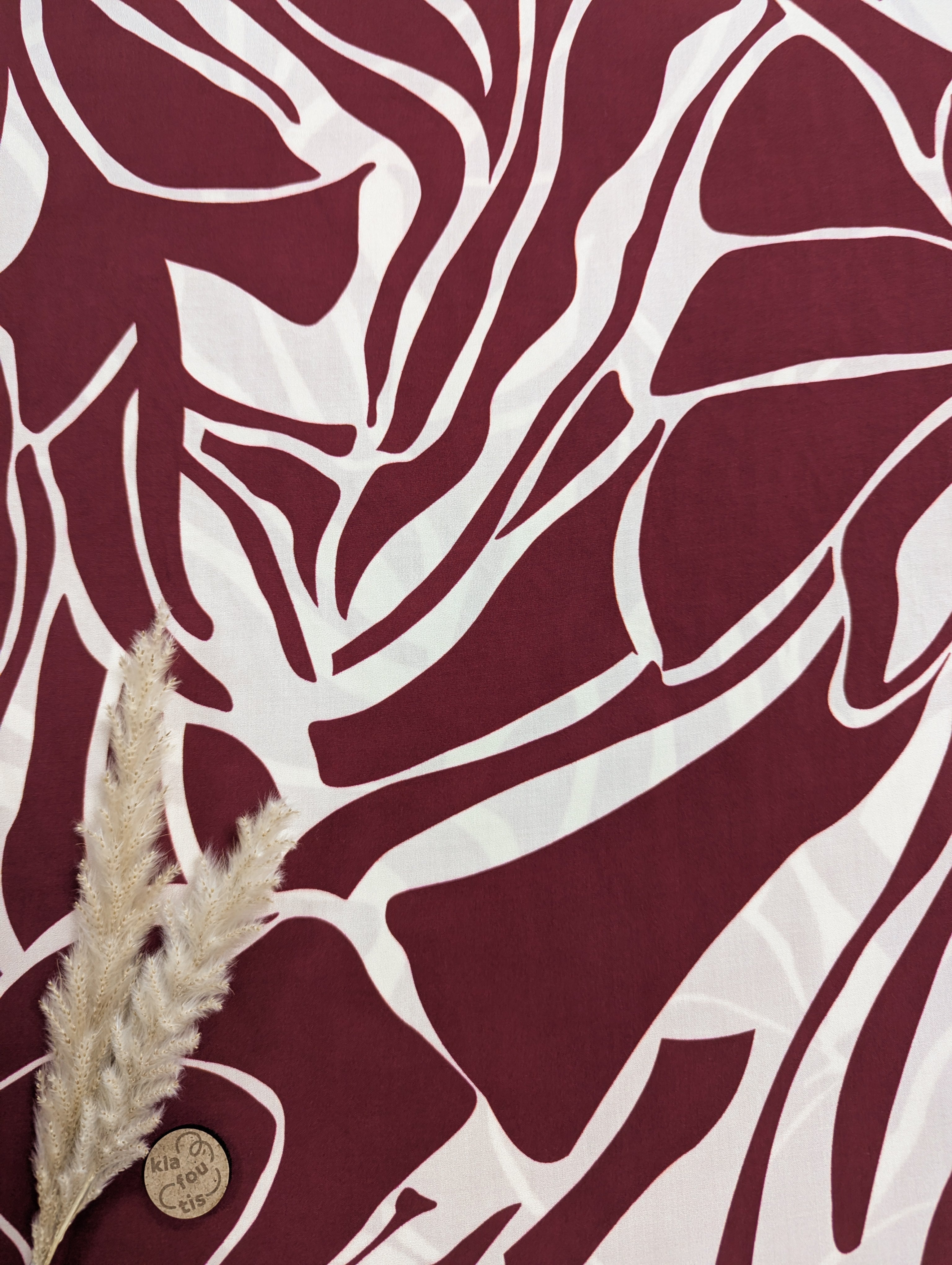 Popeline de viscose lie de vin - élégance en grand