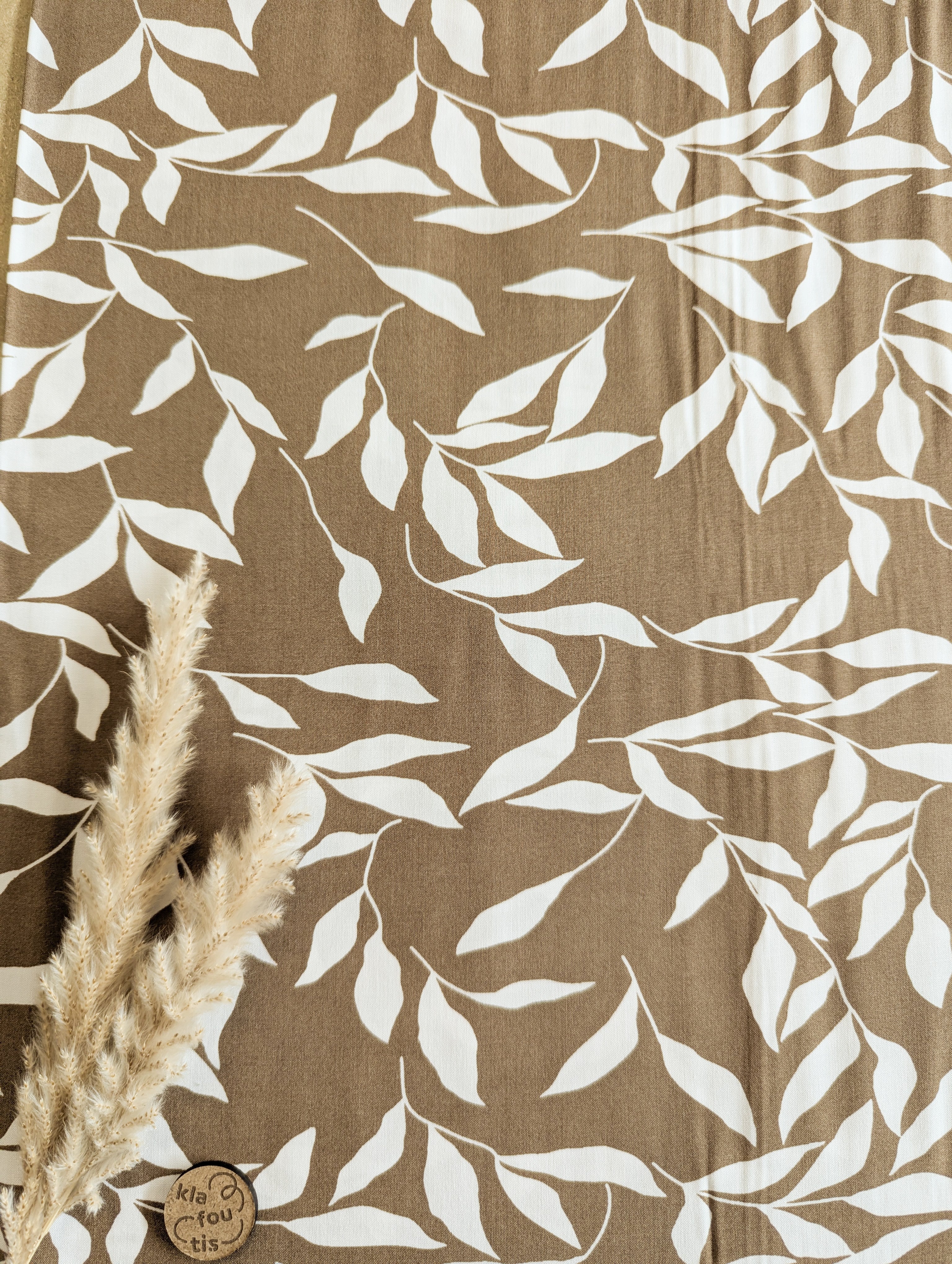 Popeline de viscose camel - Herbier graphique