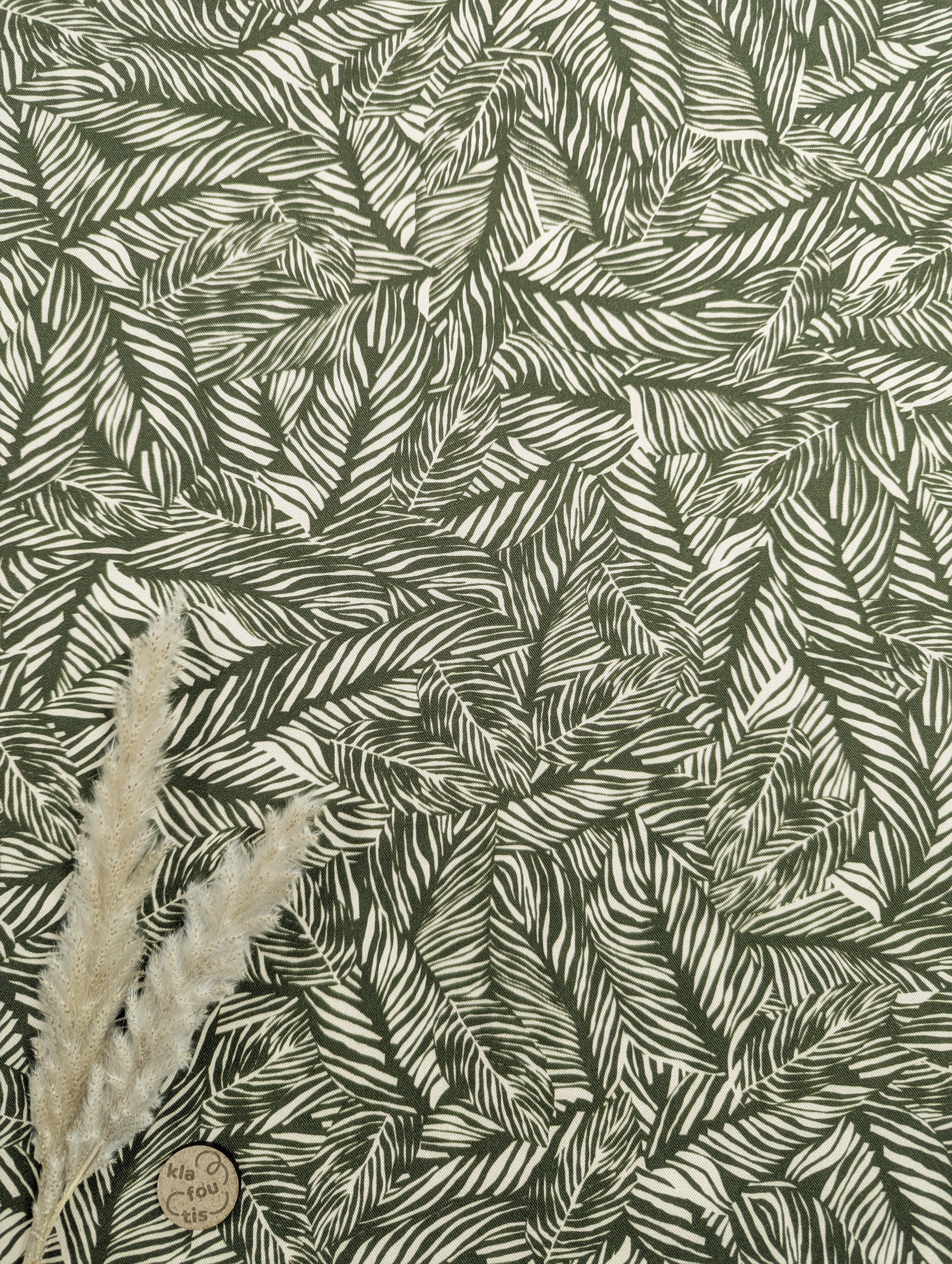 Twill de viscose kaki et crème - végétation