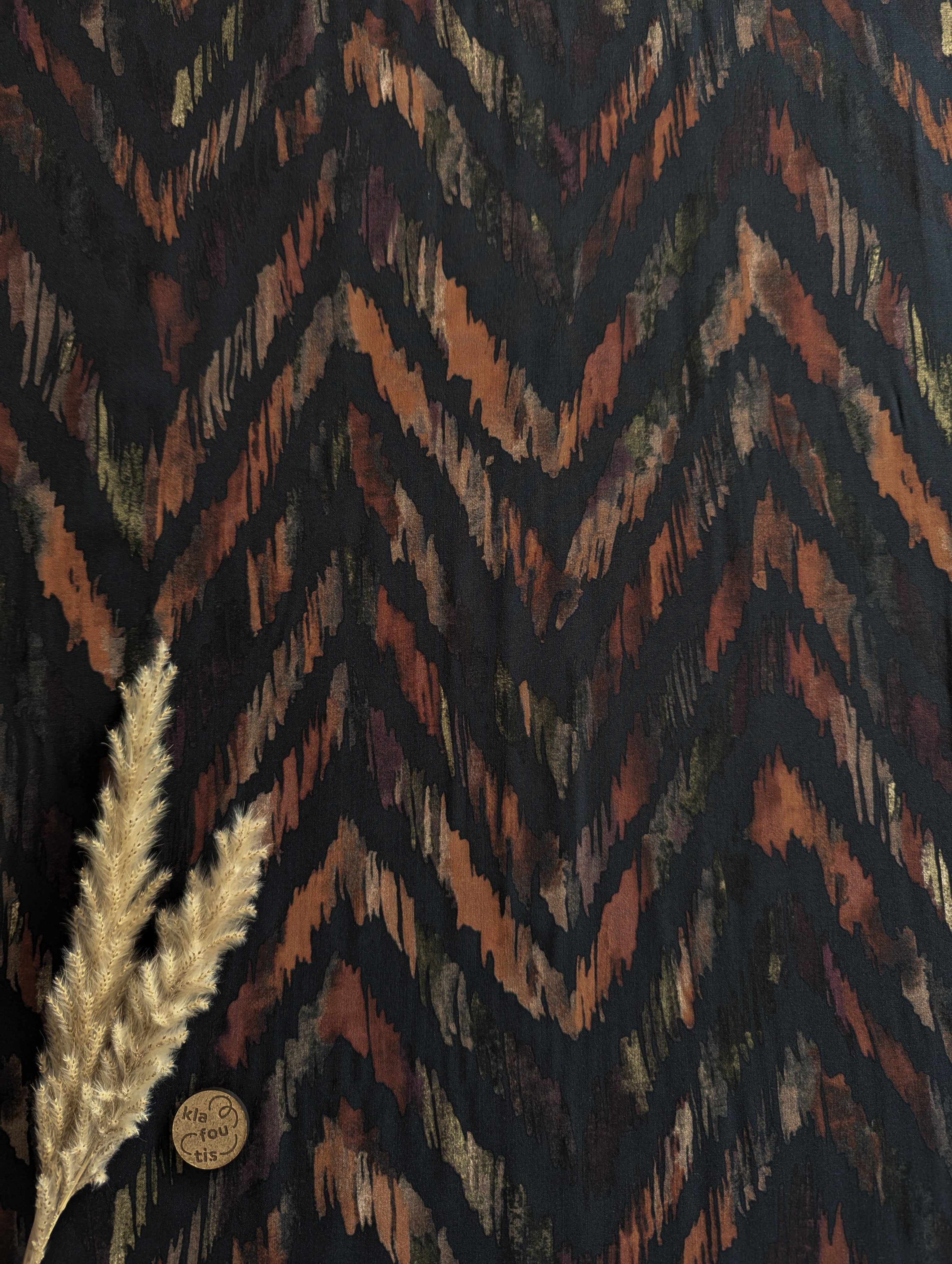 Popeline de viscose noire - zigzag d