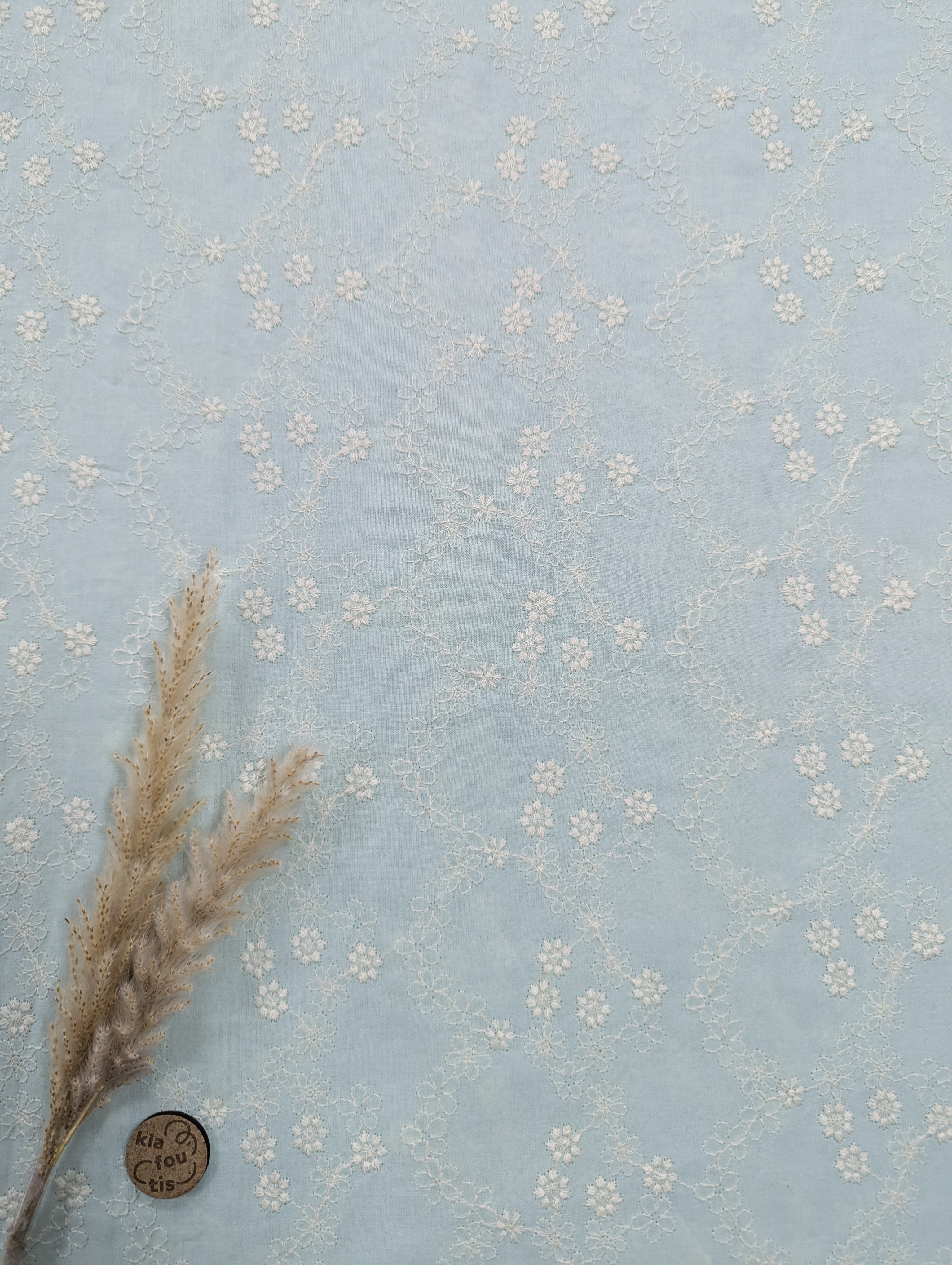 Popeline de coton brodé menthe - petites fleurs