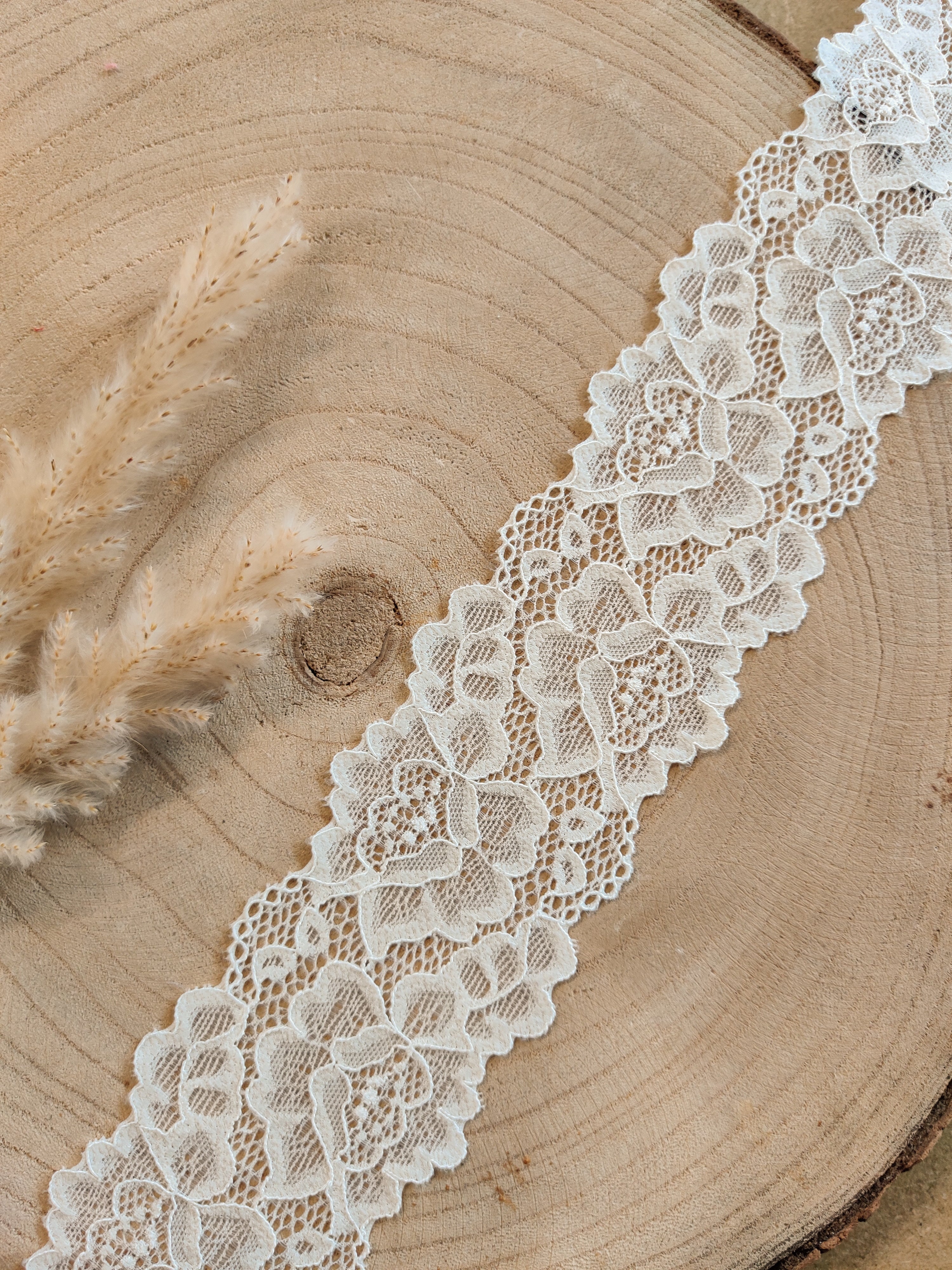 Dentelle grosses fleurs 5,5 cm - Sable