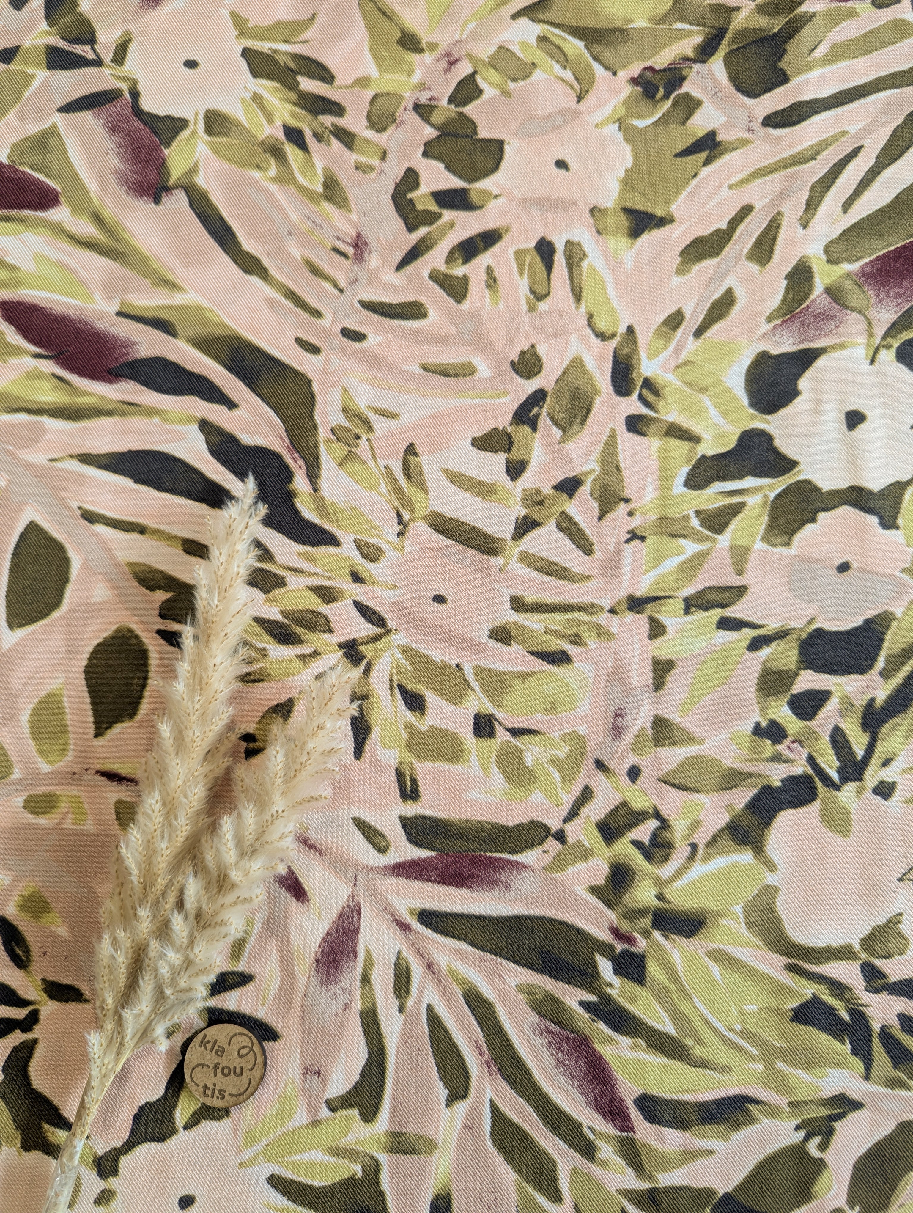 Twill de viscose olive - beauté abstraite