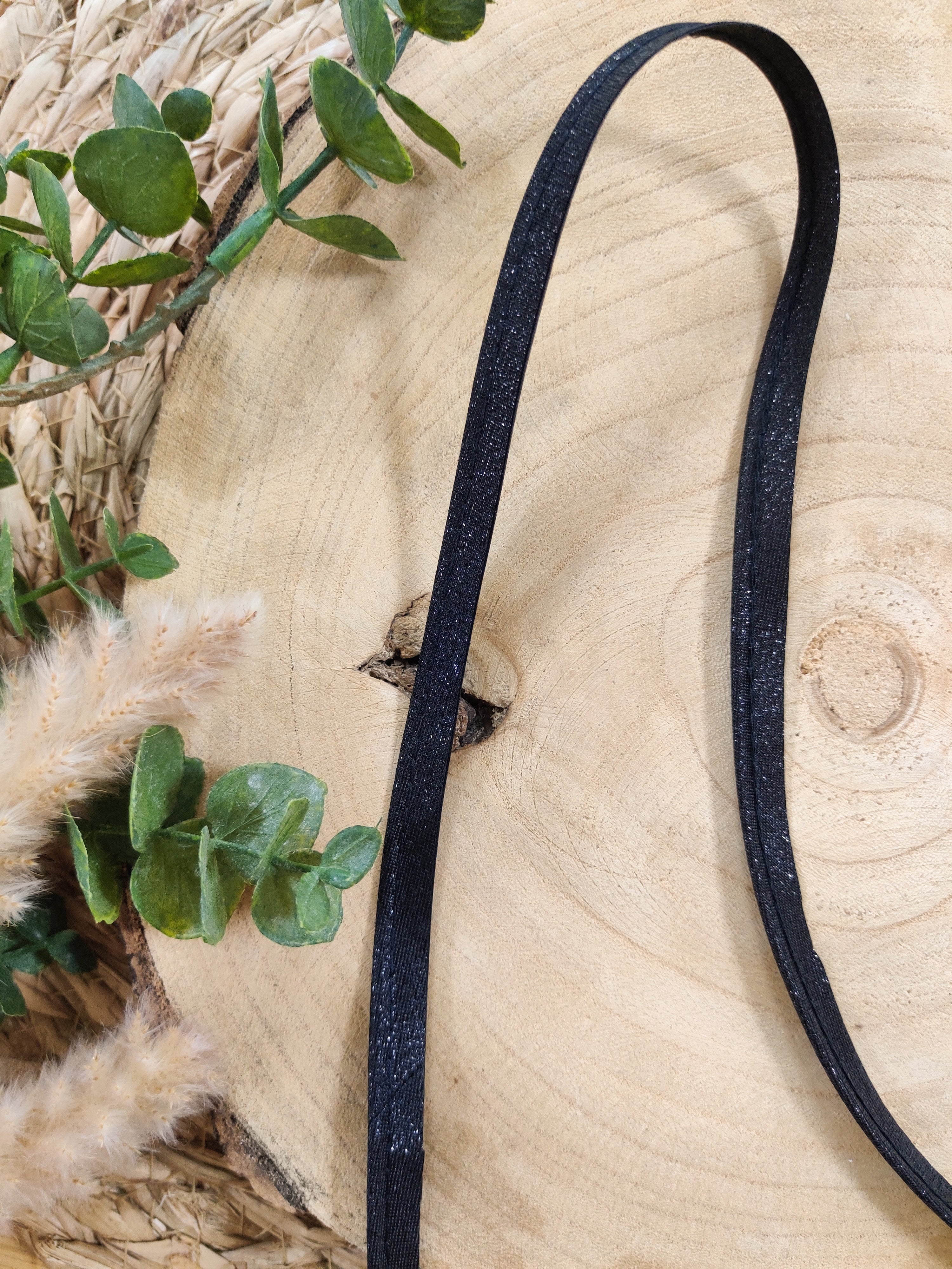 Passepoil noir lurex