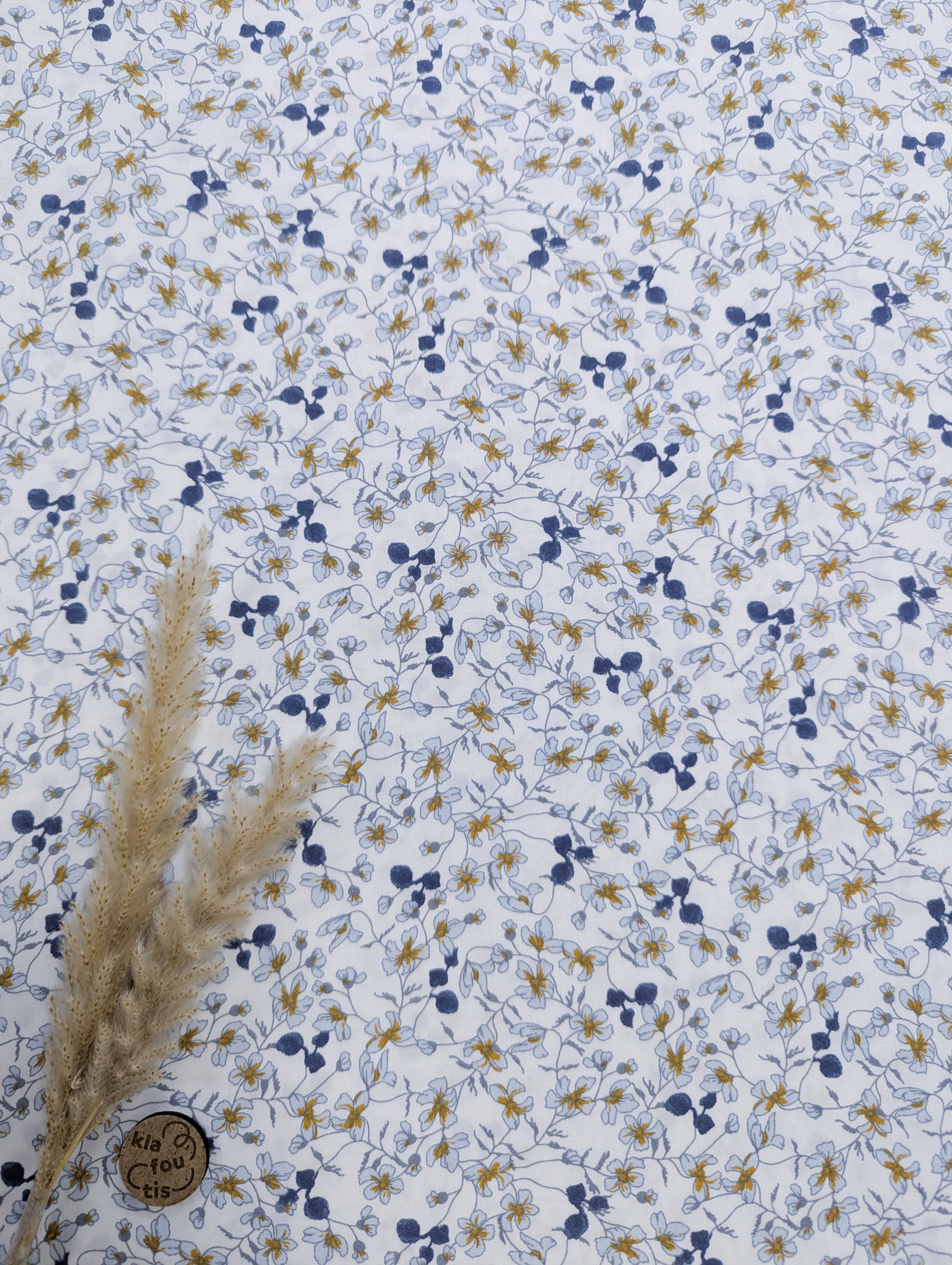 Popeline de viscose blanche - branchage fleuri