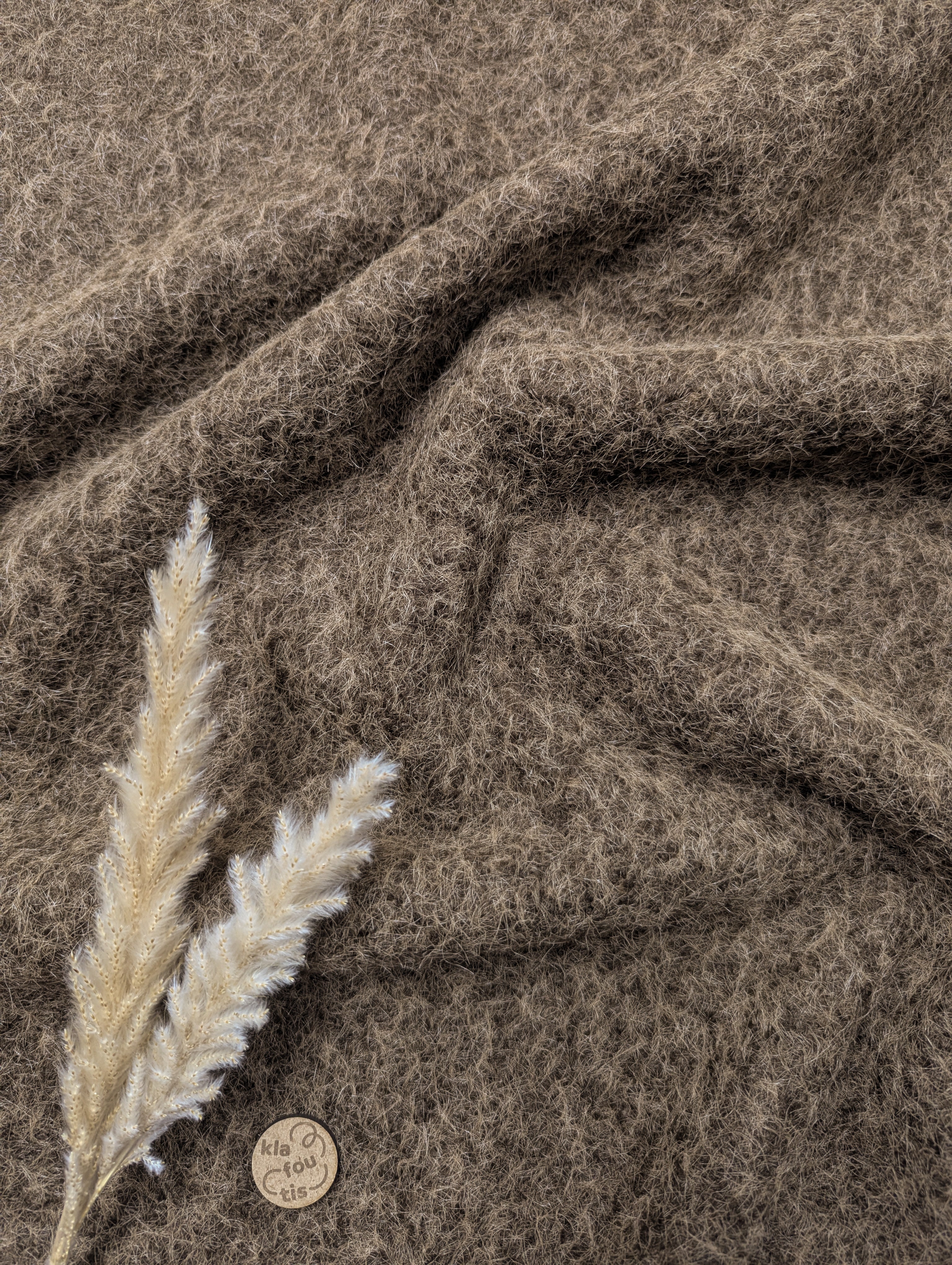 Lainage bouclé - chocolat au lait