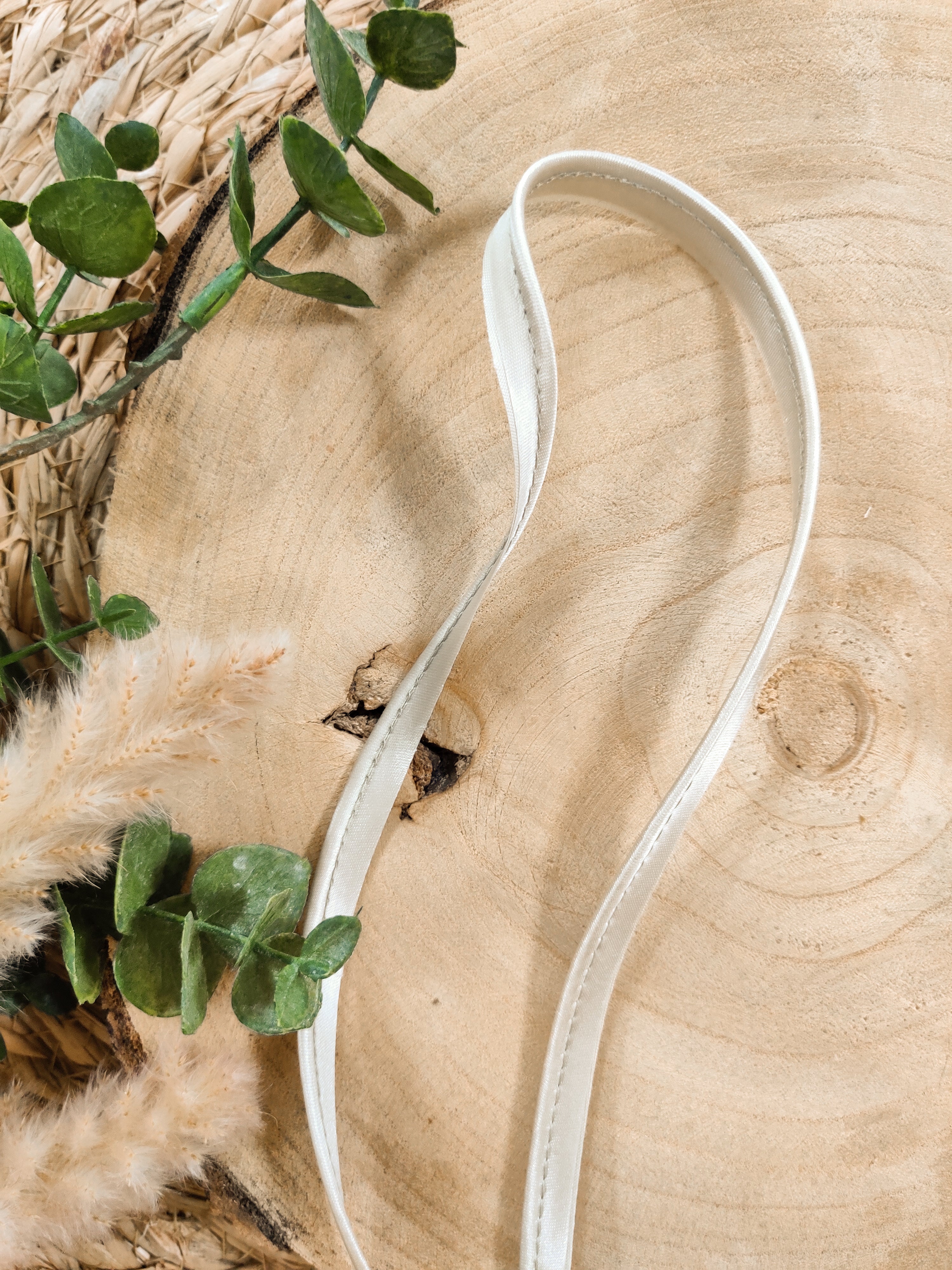 Passepoil satin sable