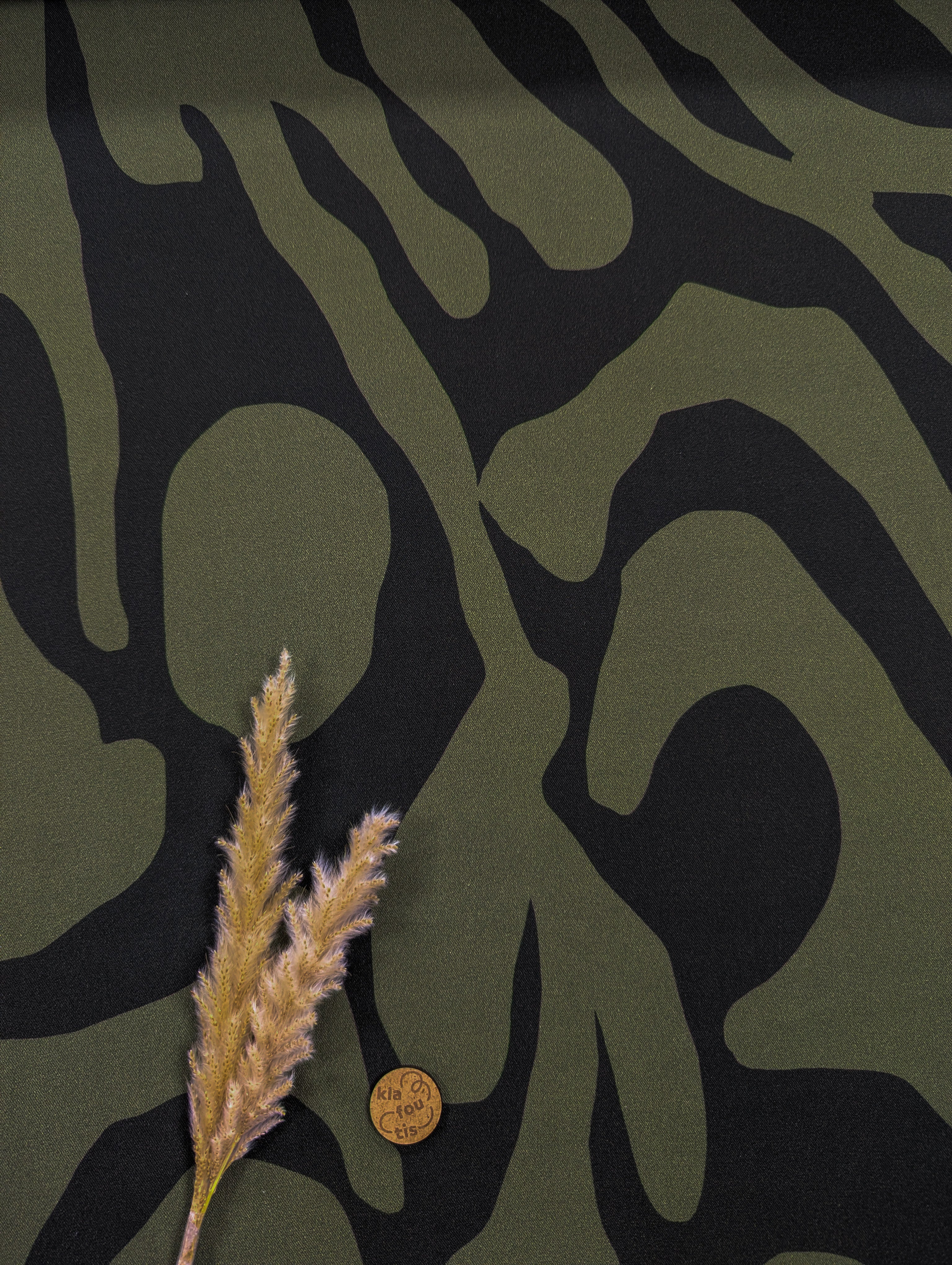 Twill de viscose kaki - élégance automnale