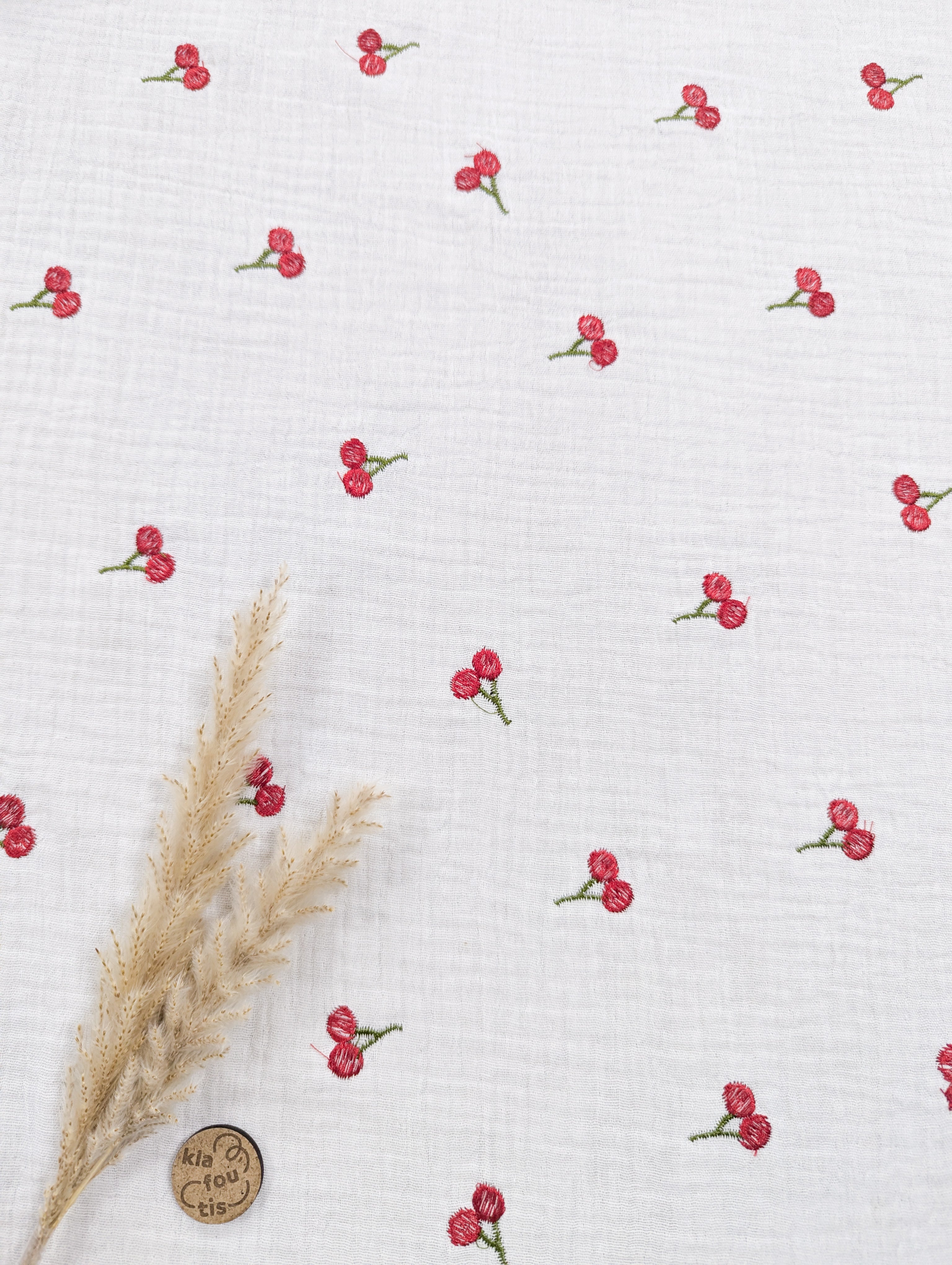 Double gaze blanche brodée - petites cerises