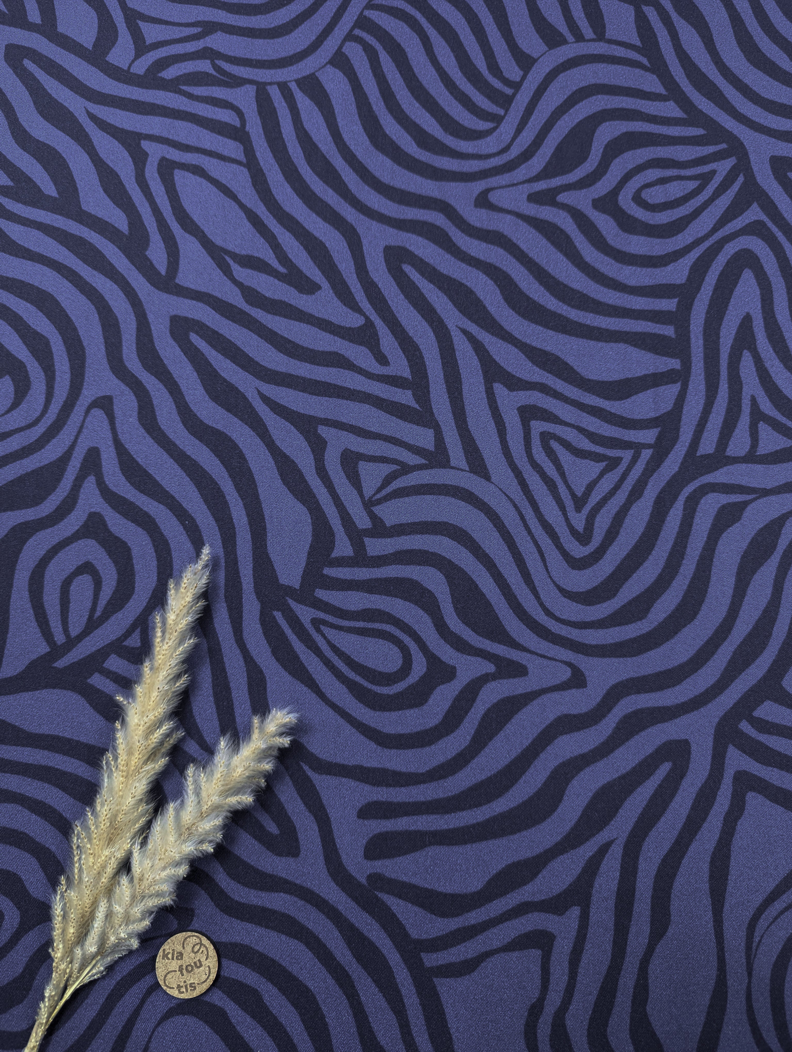 Twill de viscose bleu marine - Labyrinthe envoûtant