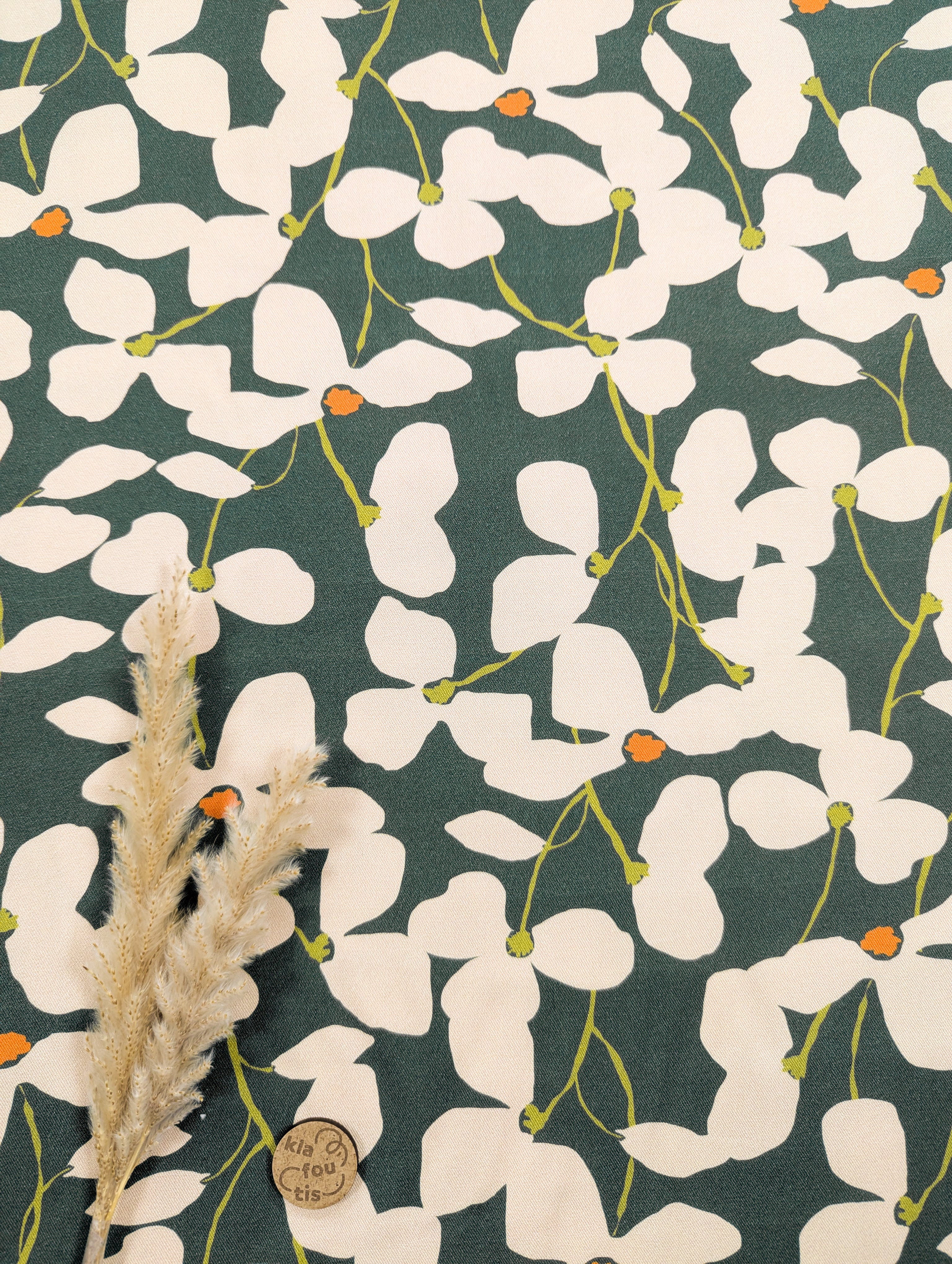 Twill de viscose vert - un air de printemps