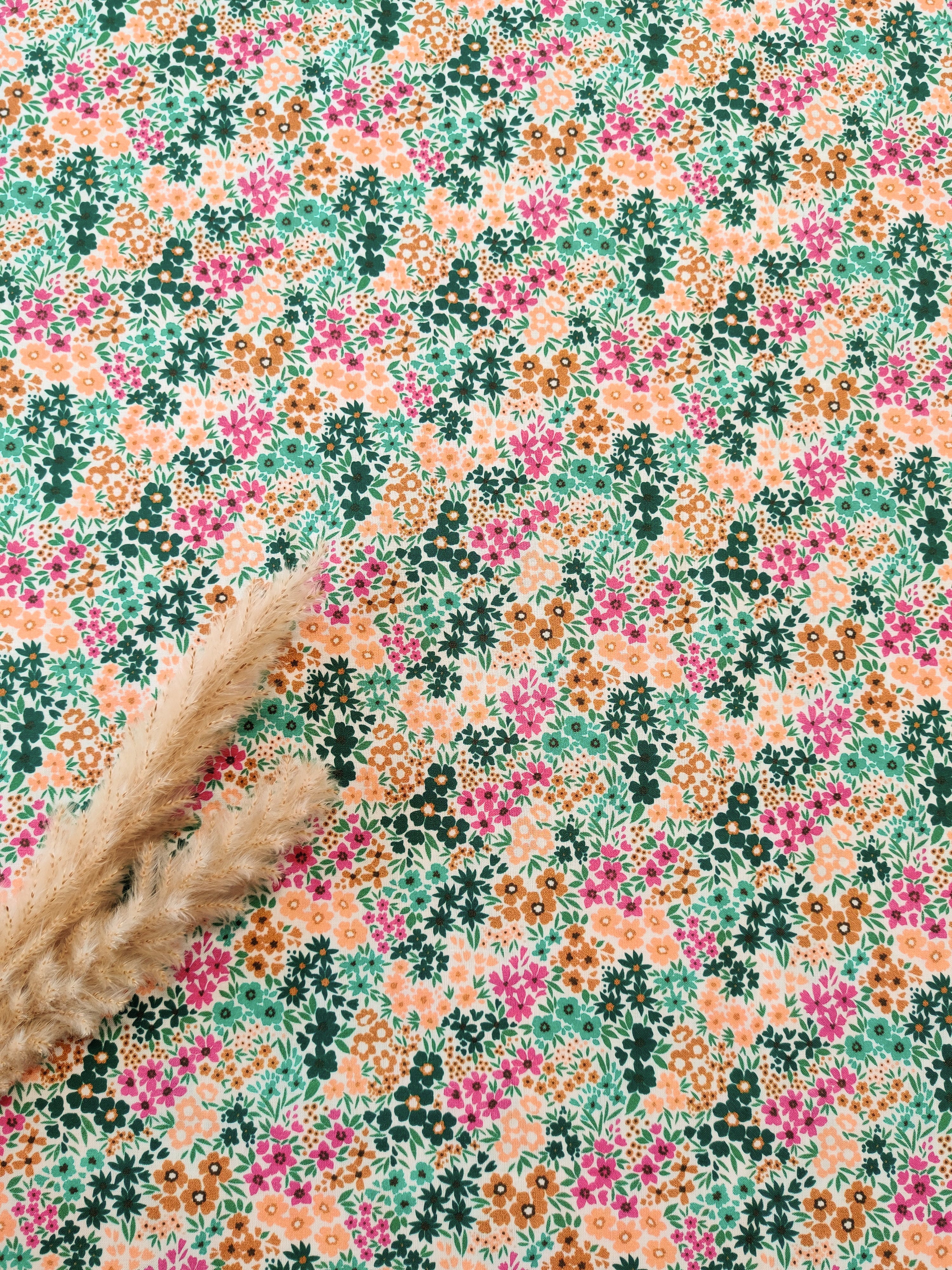 Voile de coton vert - Fleurs par milliers