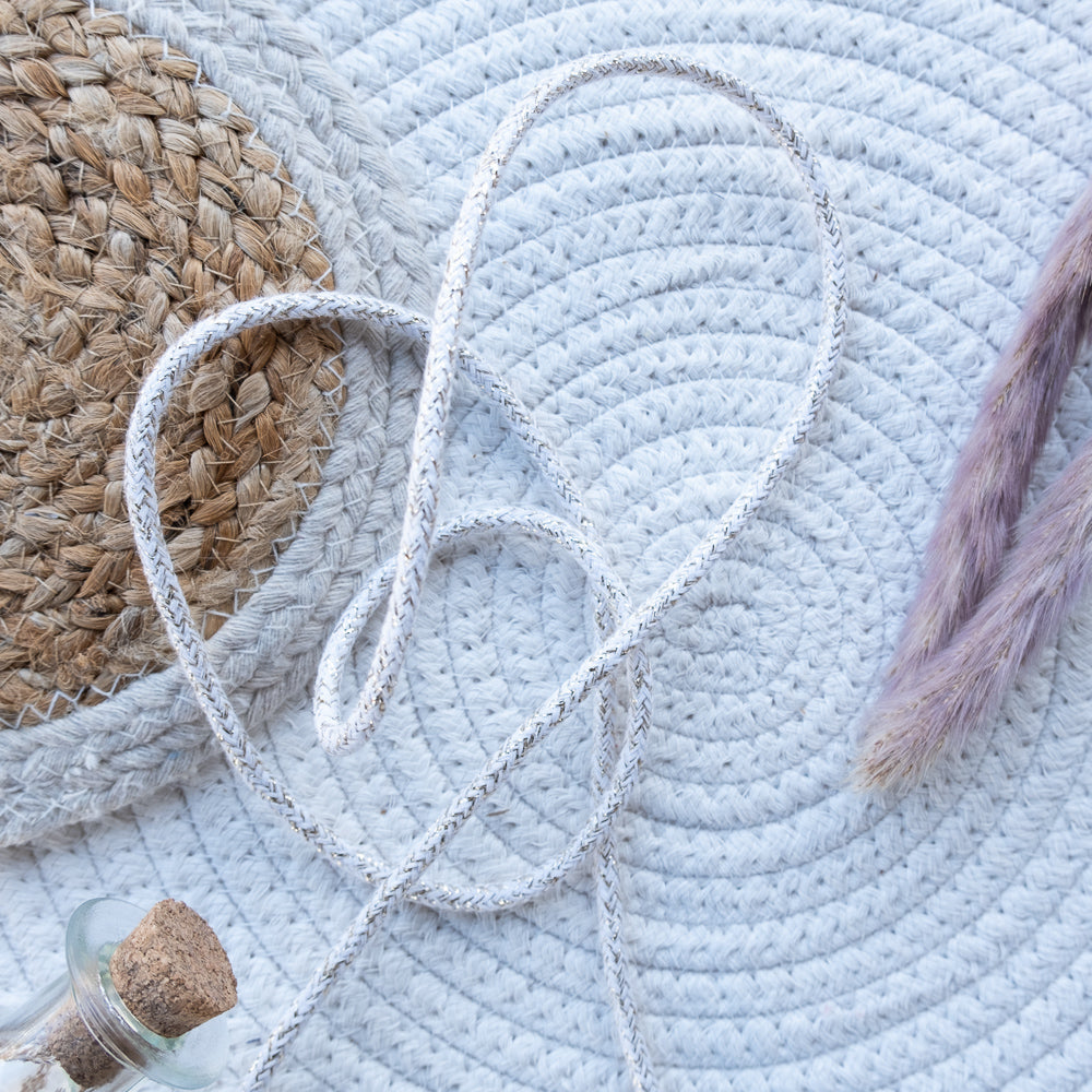 Cordon pour sweat blanc lurex doré 5 mm