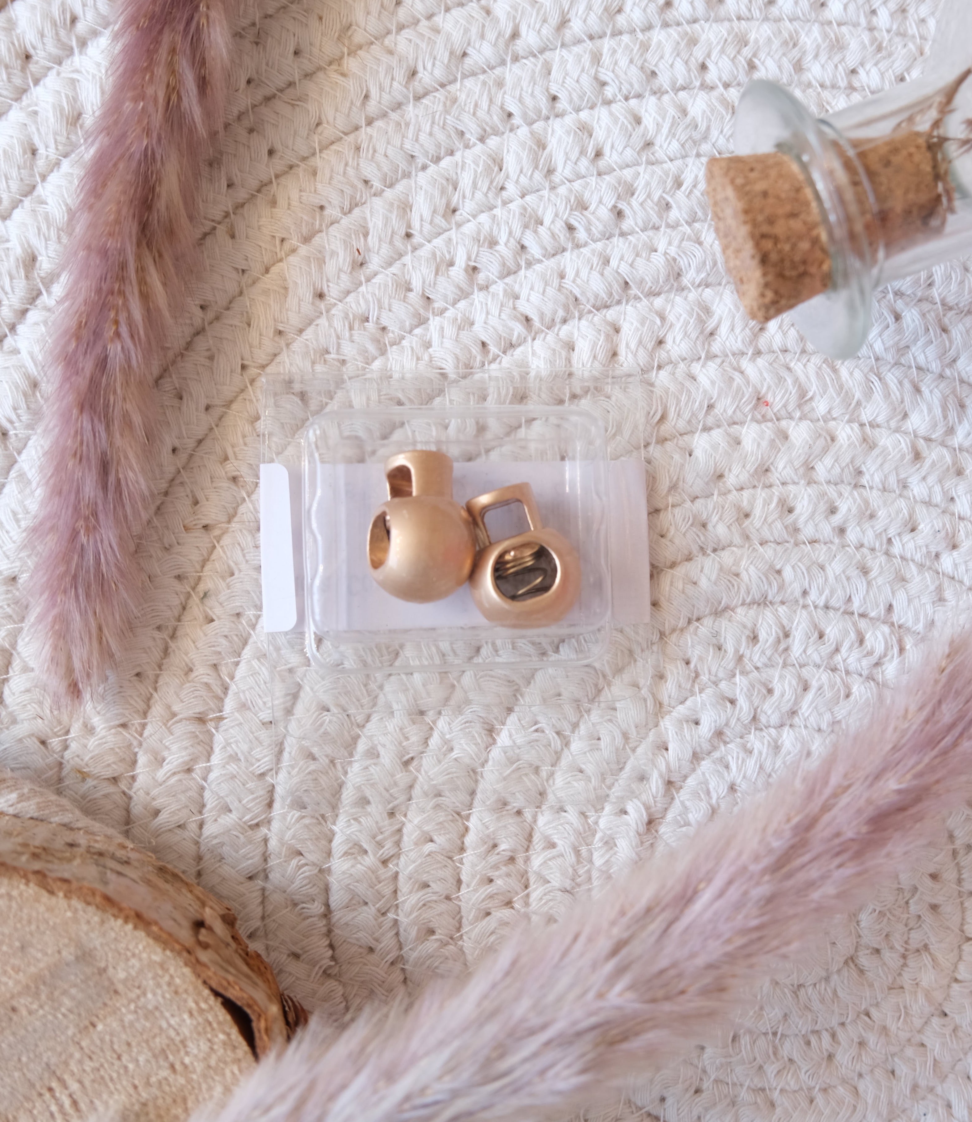 Stop-cordon simple 2 pièces métal - plusieurs couleurs