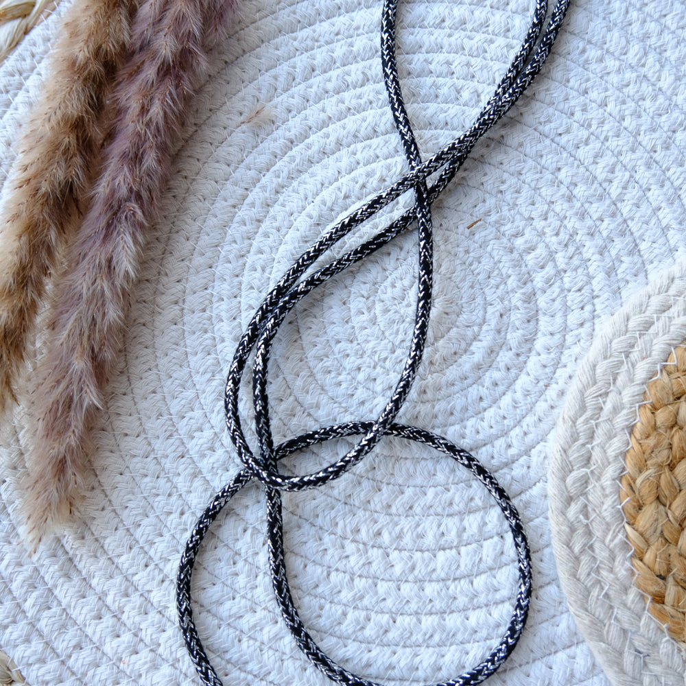 Cordon pour sweat noir lurex argenté 5 mm